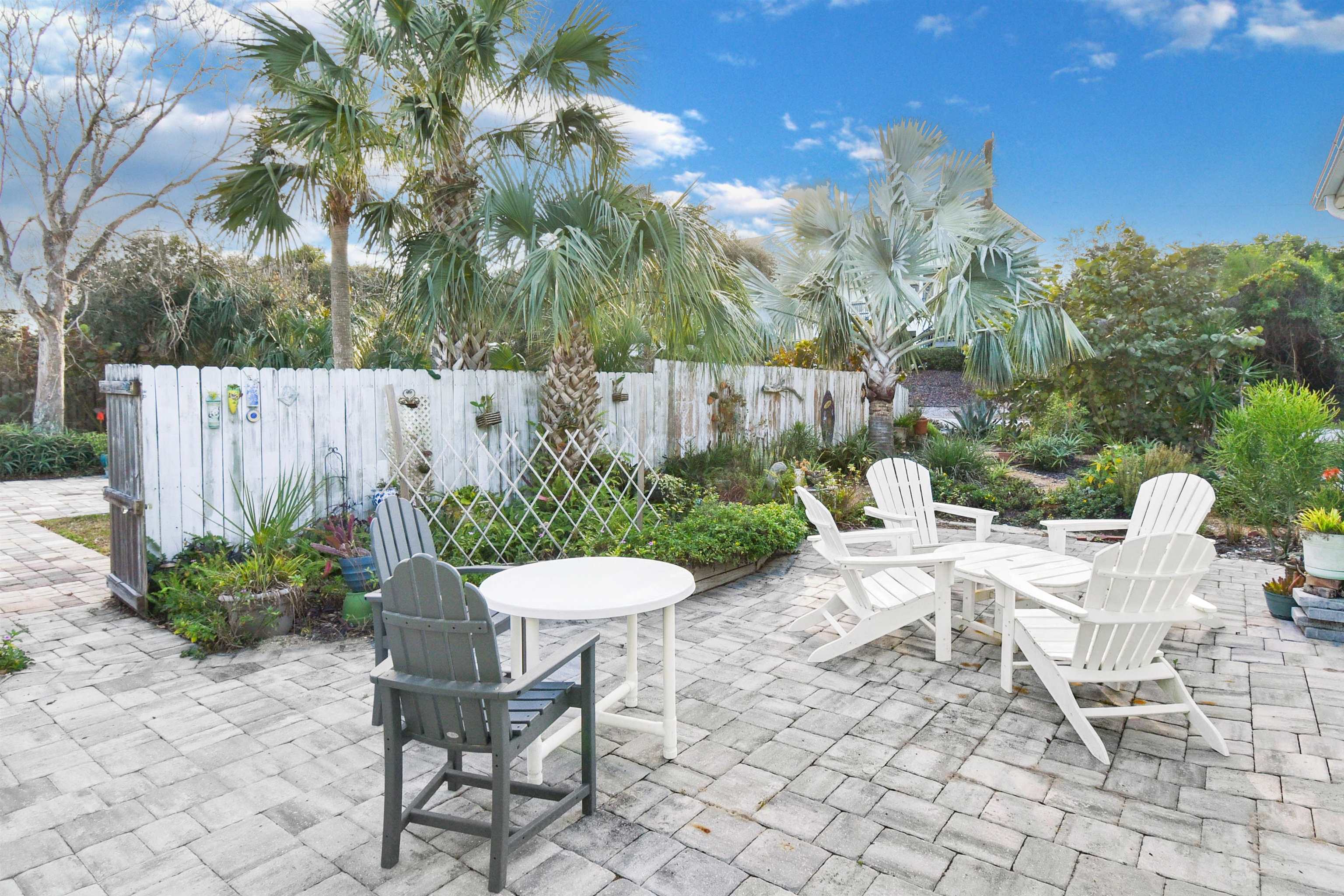 Image 12 of 34 For 4955 Medoras Ave