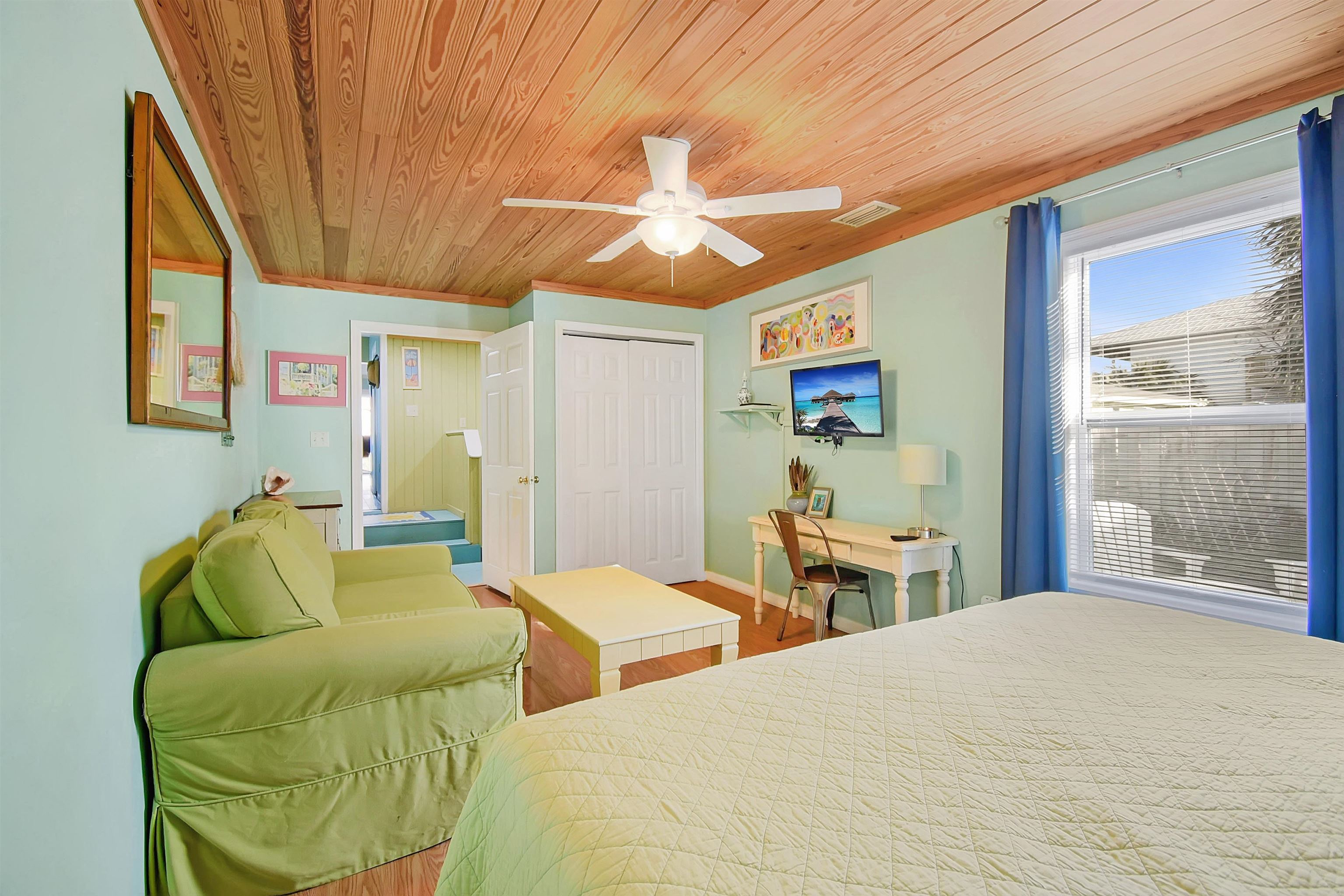 Image 19 of 34 For 4955 Medoras Ave