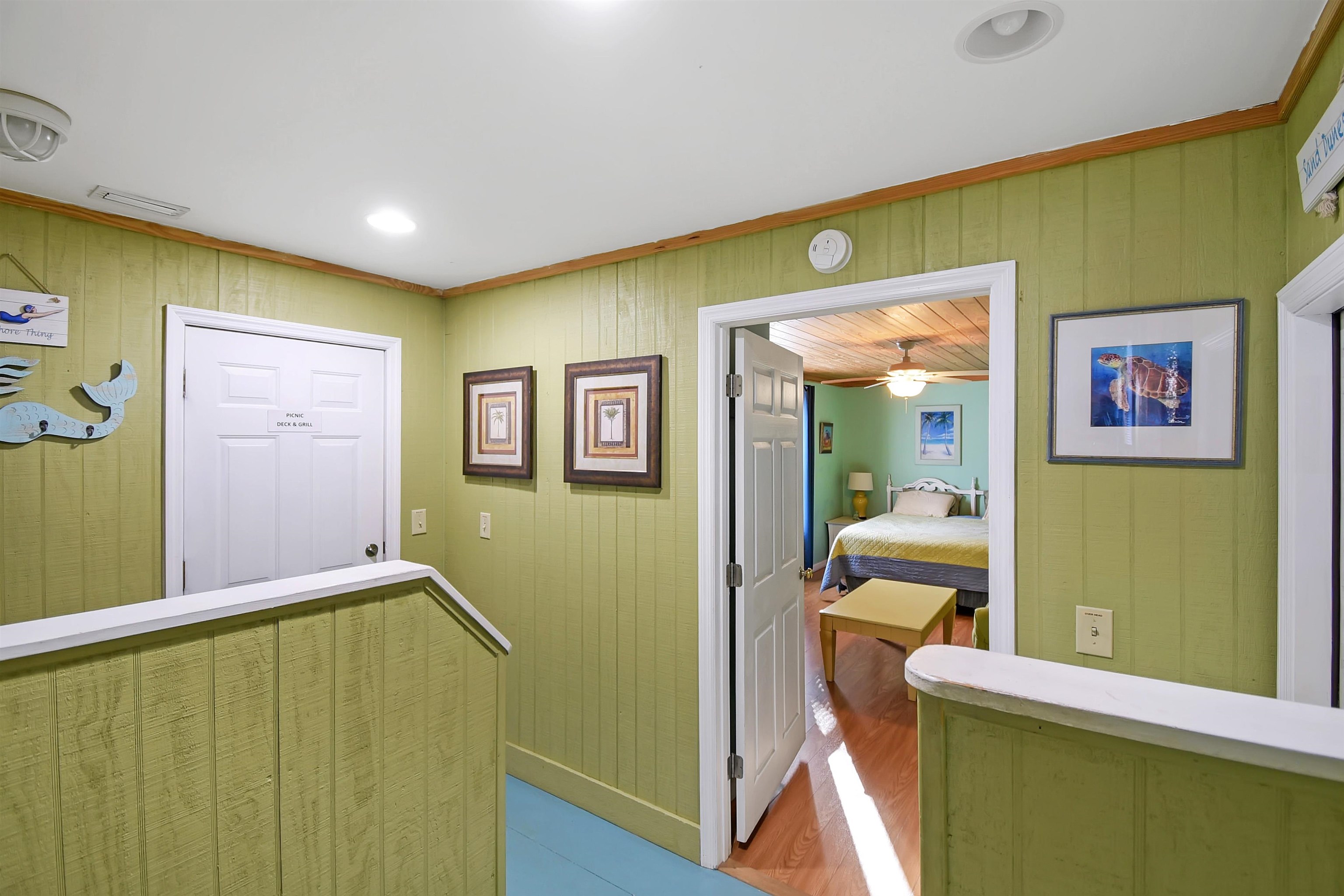 Image 21 of 34 For 4955 Medoras Ave