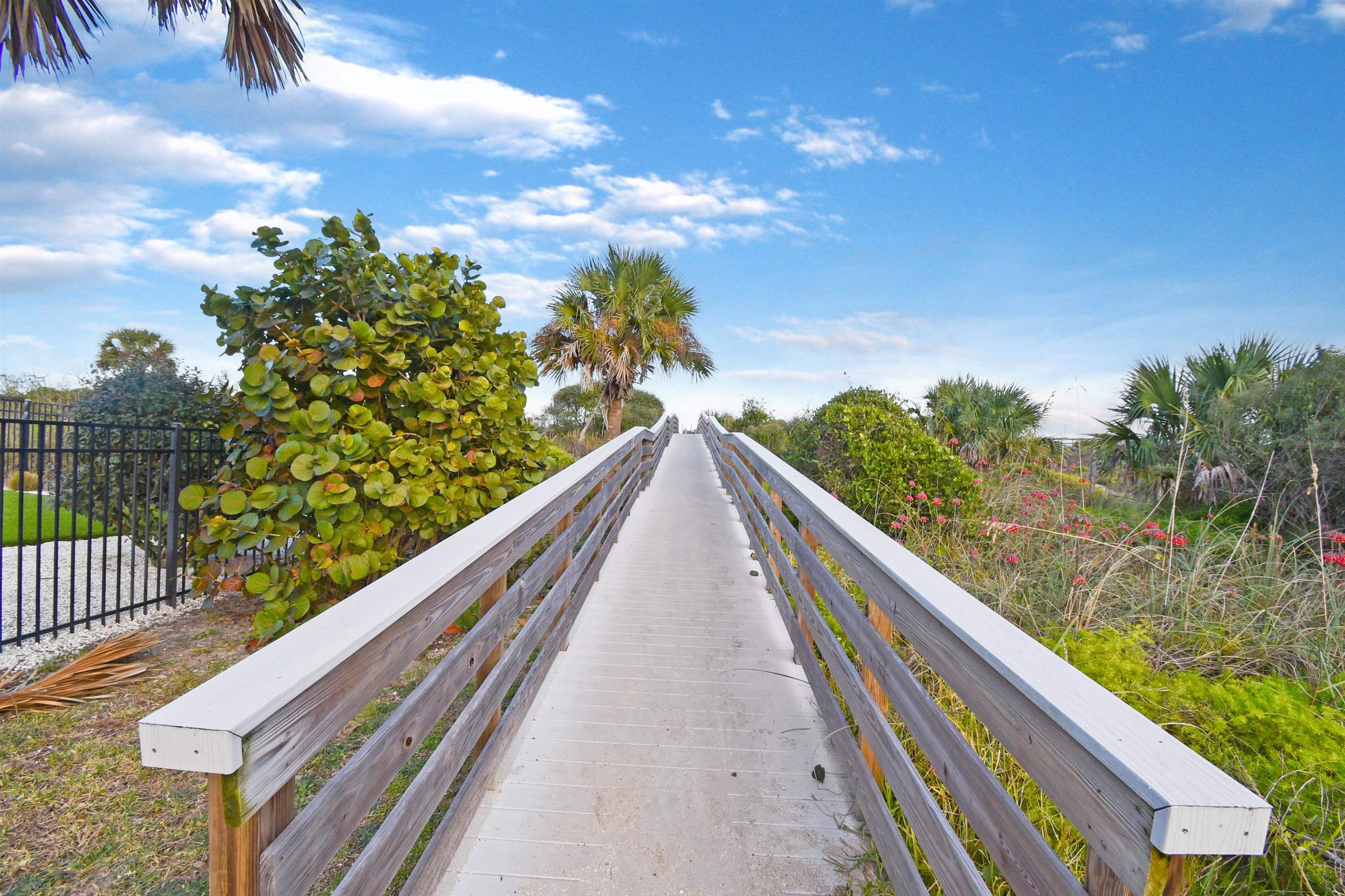 Image 7 of 34 For 4955 Medoras Ave