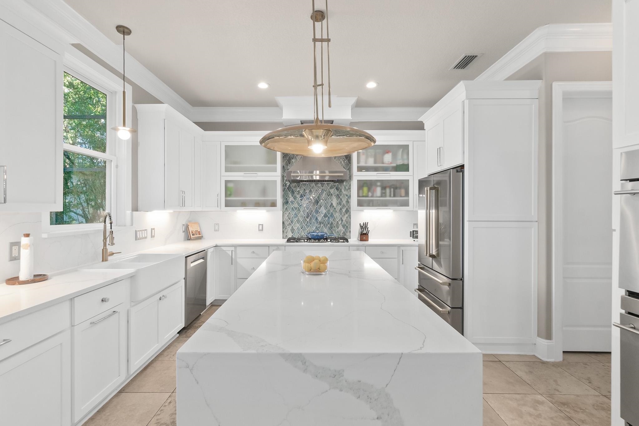 Image 5 of 69 For 1000 Sea Forest Ln