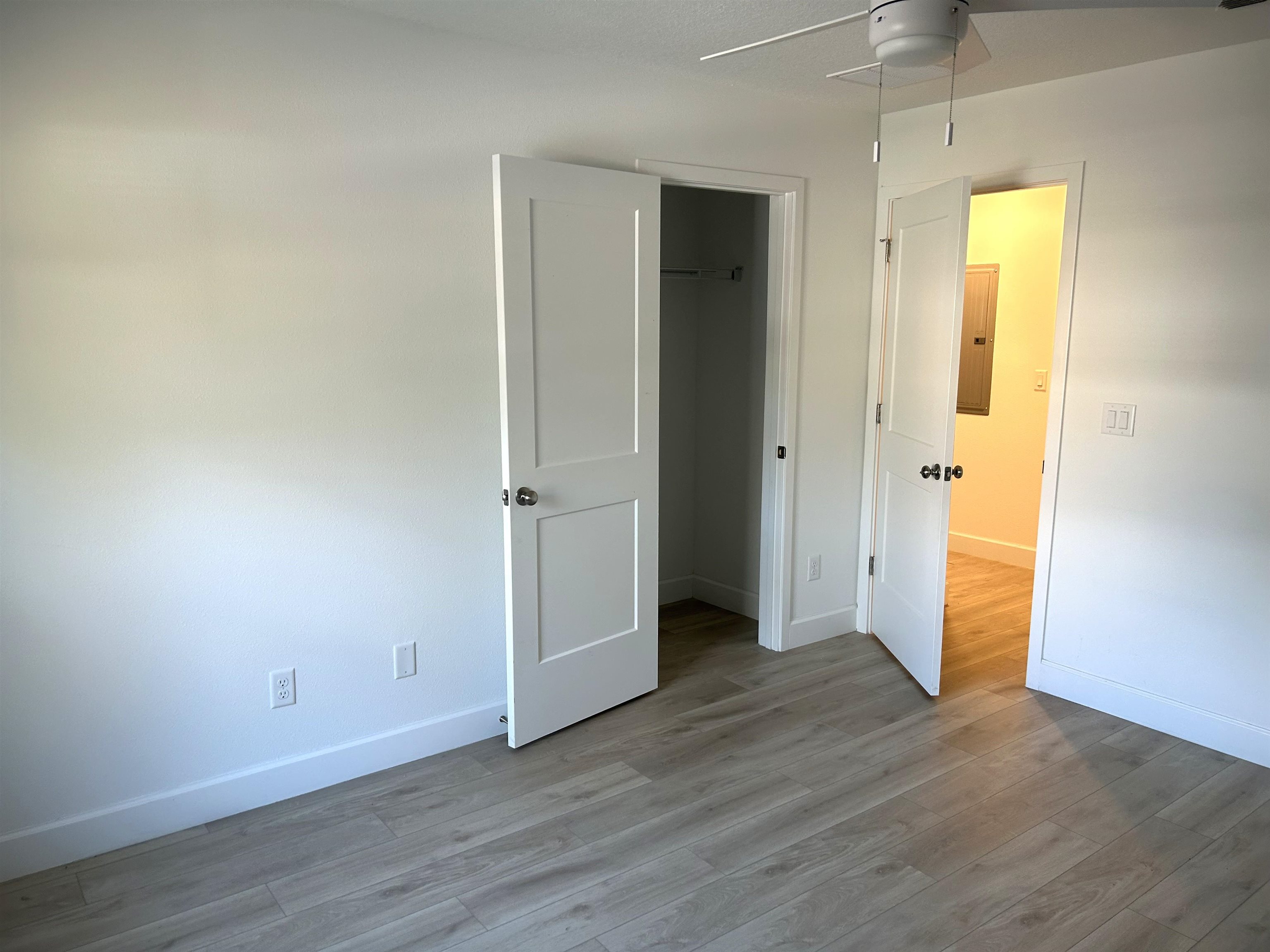 Image 10 of 17 For 3347 7th St  