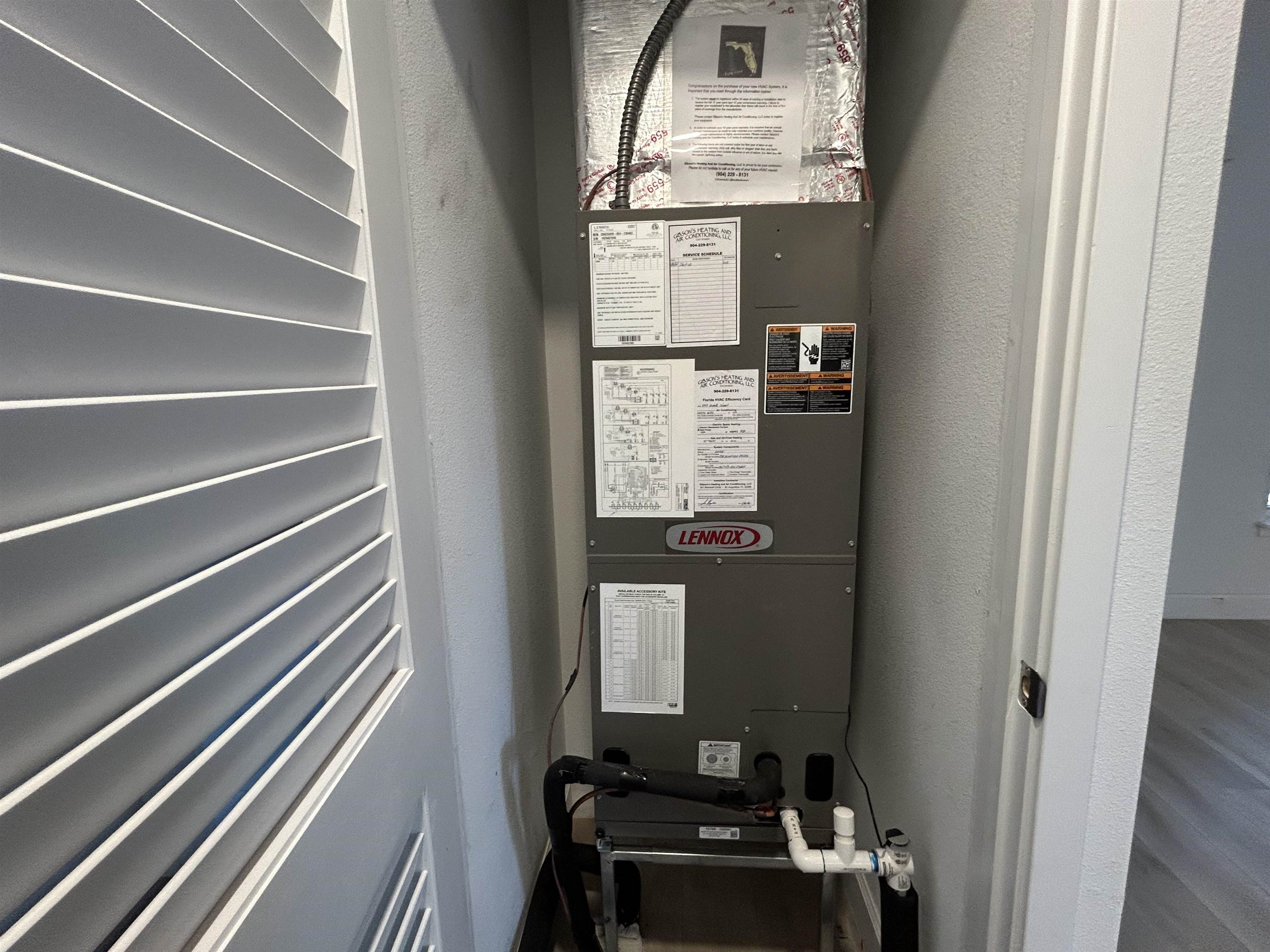 Image 16 of 17 For 3347 7th St  