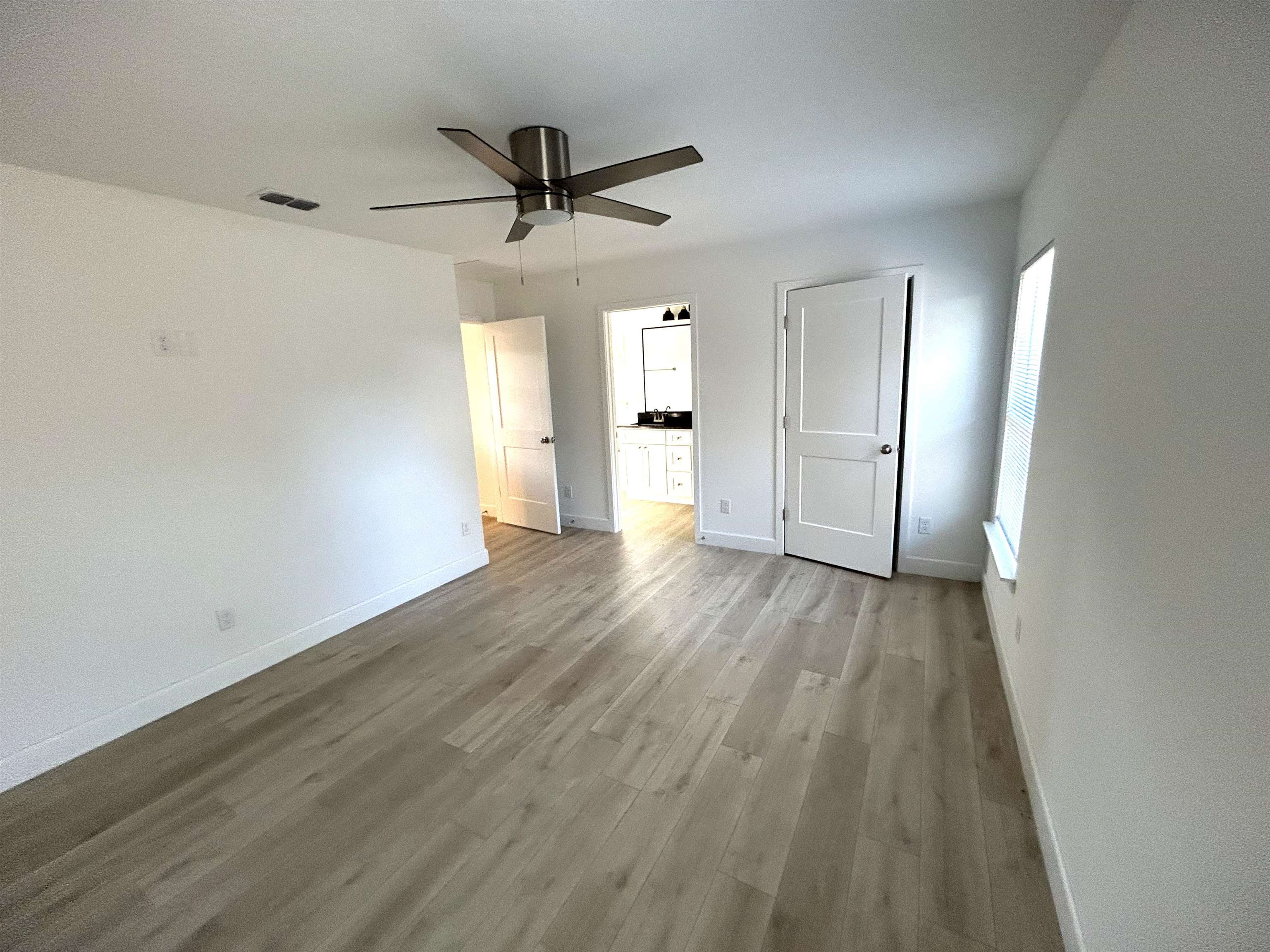 Image 9 of 17 For 3347 7th St  