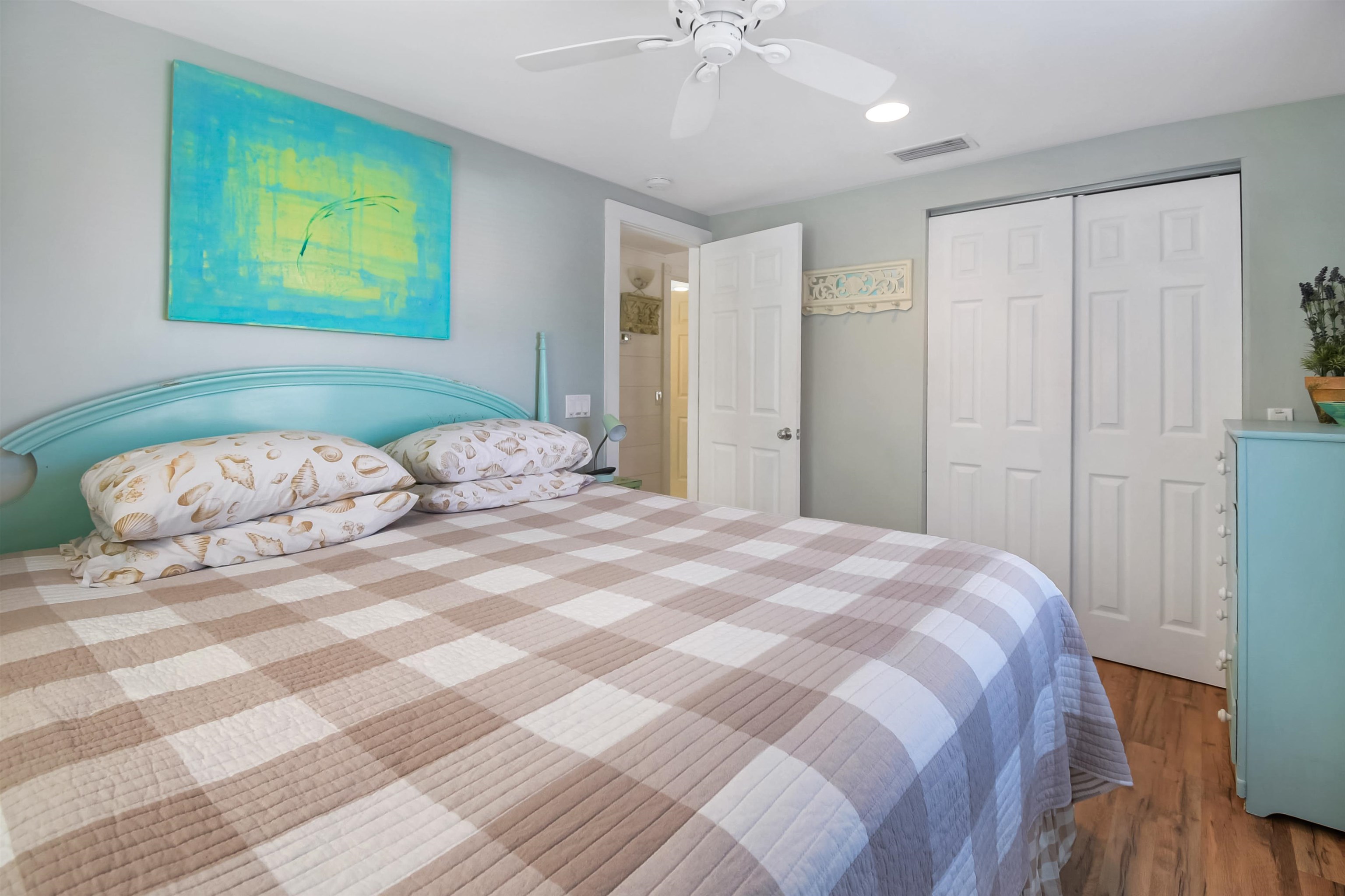 Image 22 of 26 For 4969 Medoras Ave