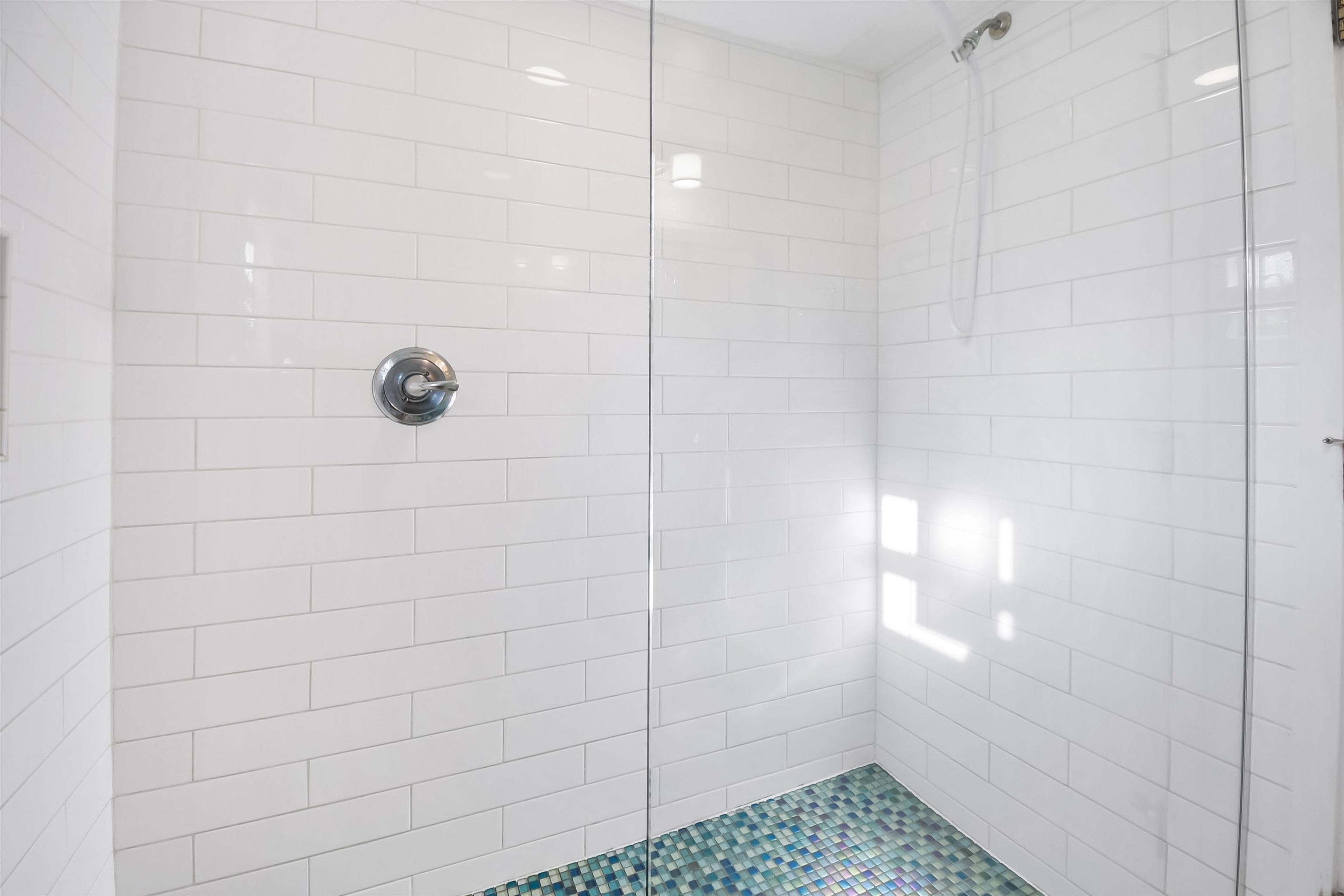 Image 24 of 26 For 4969 Medoras Ave