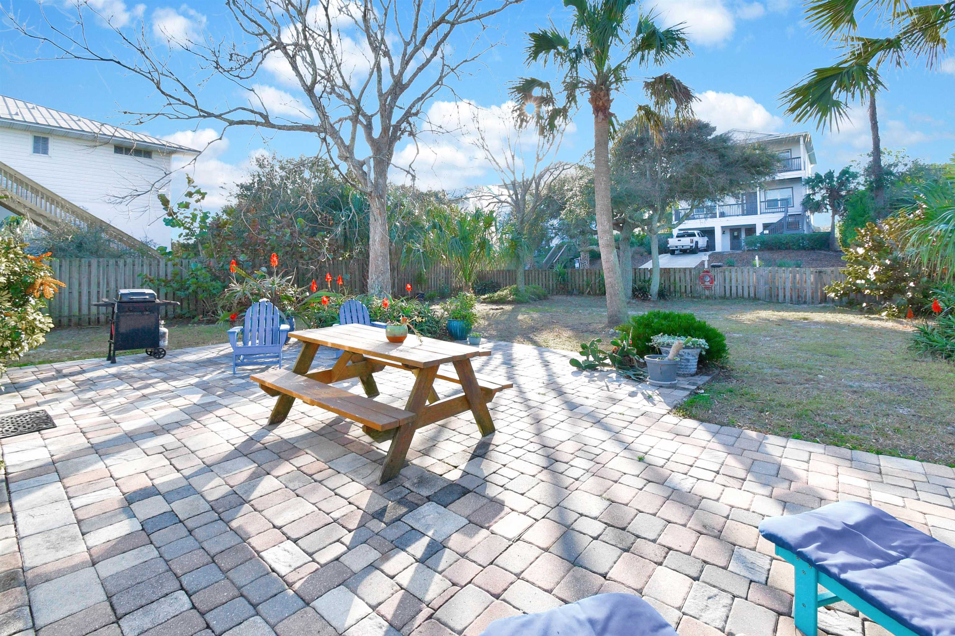 Image 9 of 26 For 4969 Medoras Ave