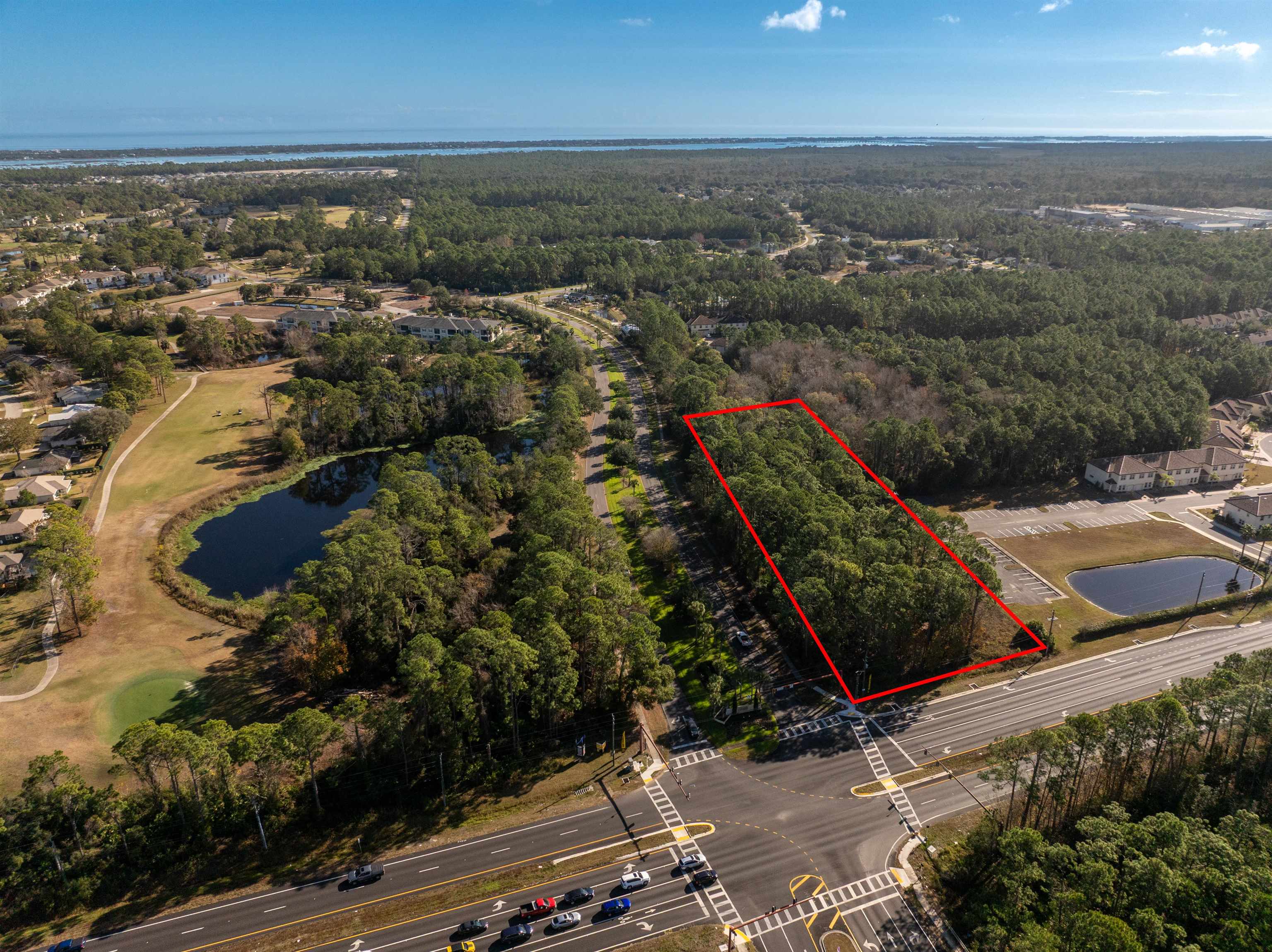 Image 4 of 13 For 794 Shores Blvd