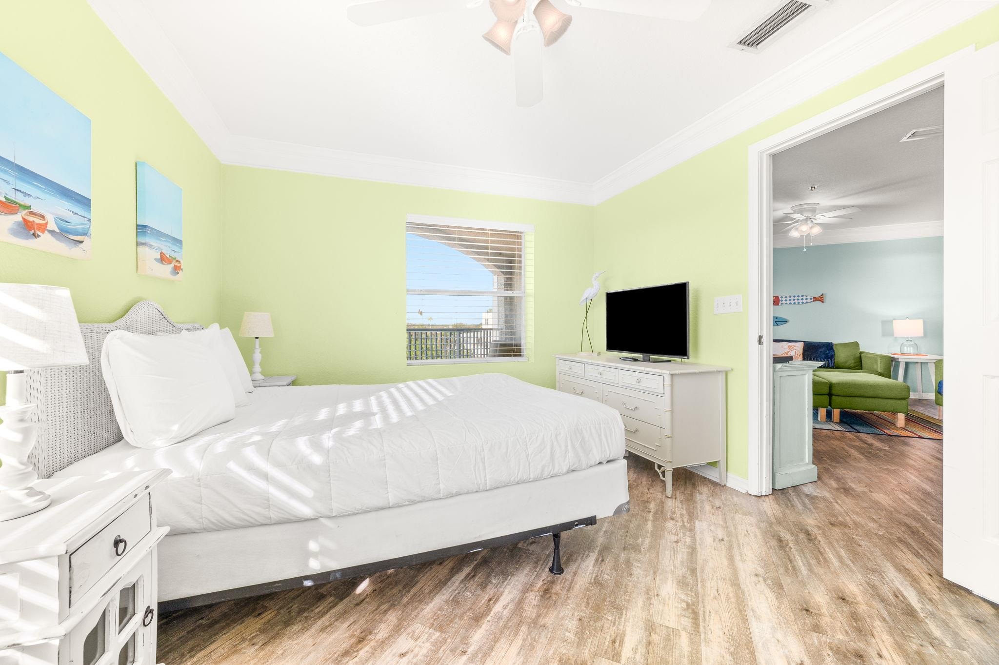 Image 12 of 37 For 120 Ocean Hibiscus Dr  301