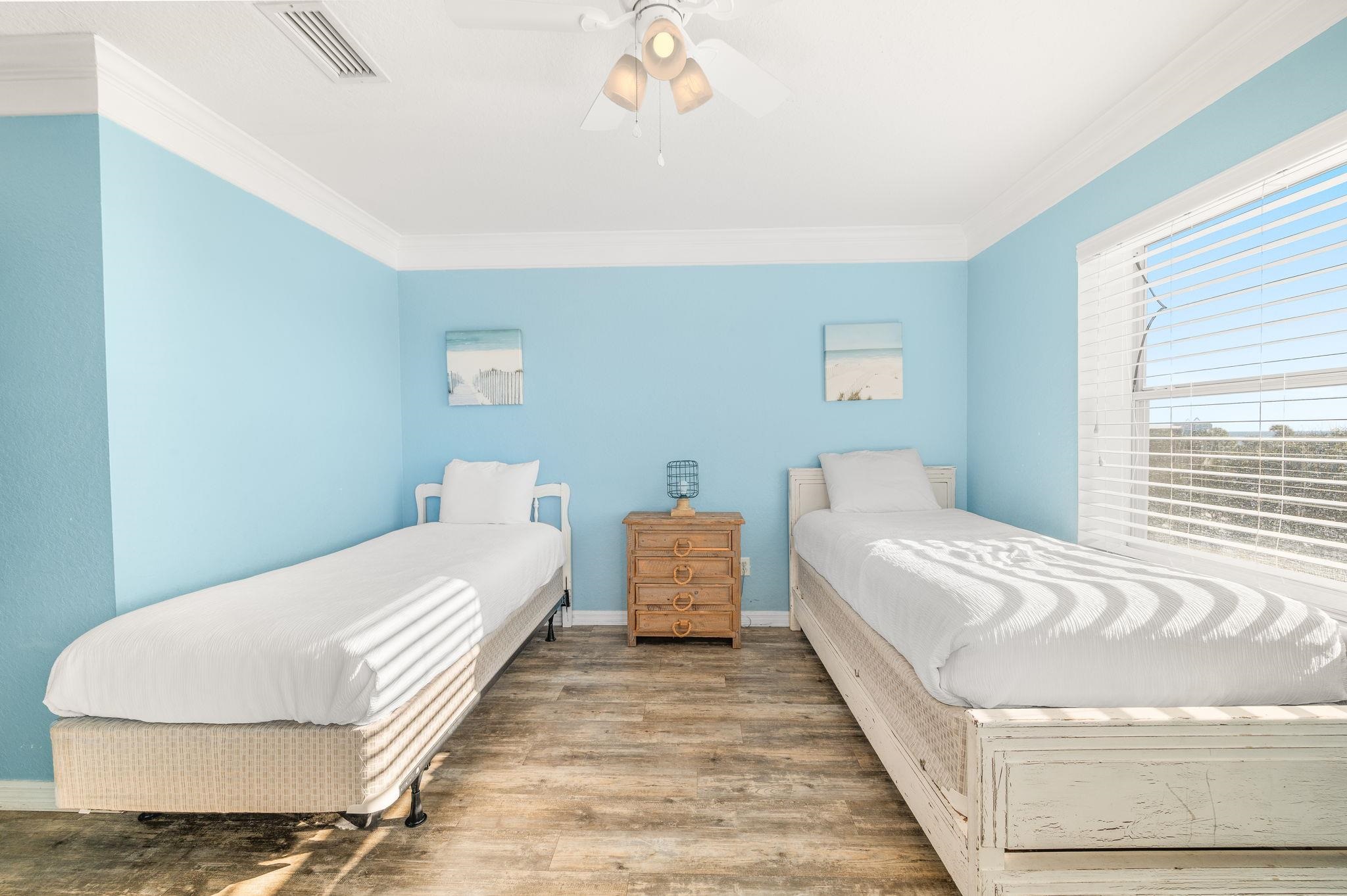 Image 13 of 37 For 120 Ocean Hibiscus Dr  301