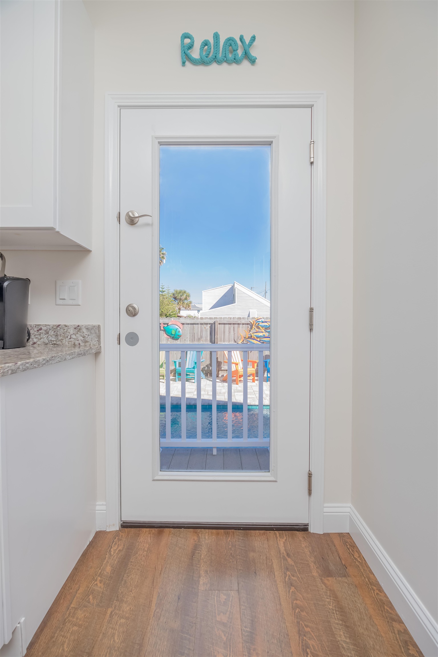 Image 19 of 47 For 6832 Middleton Ave