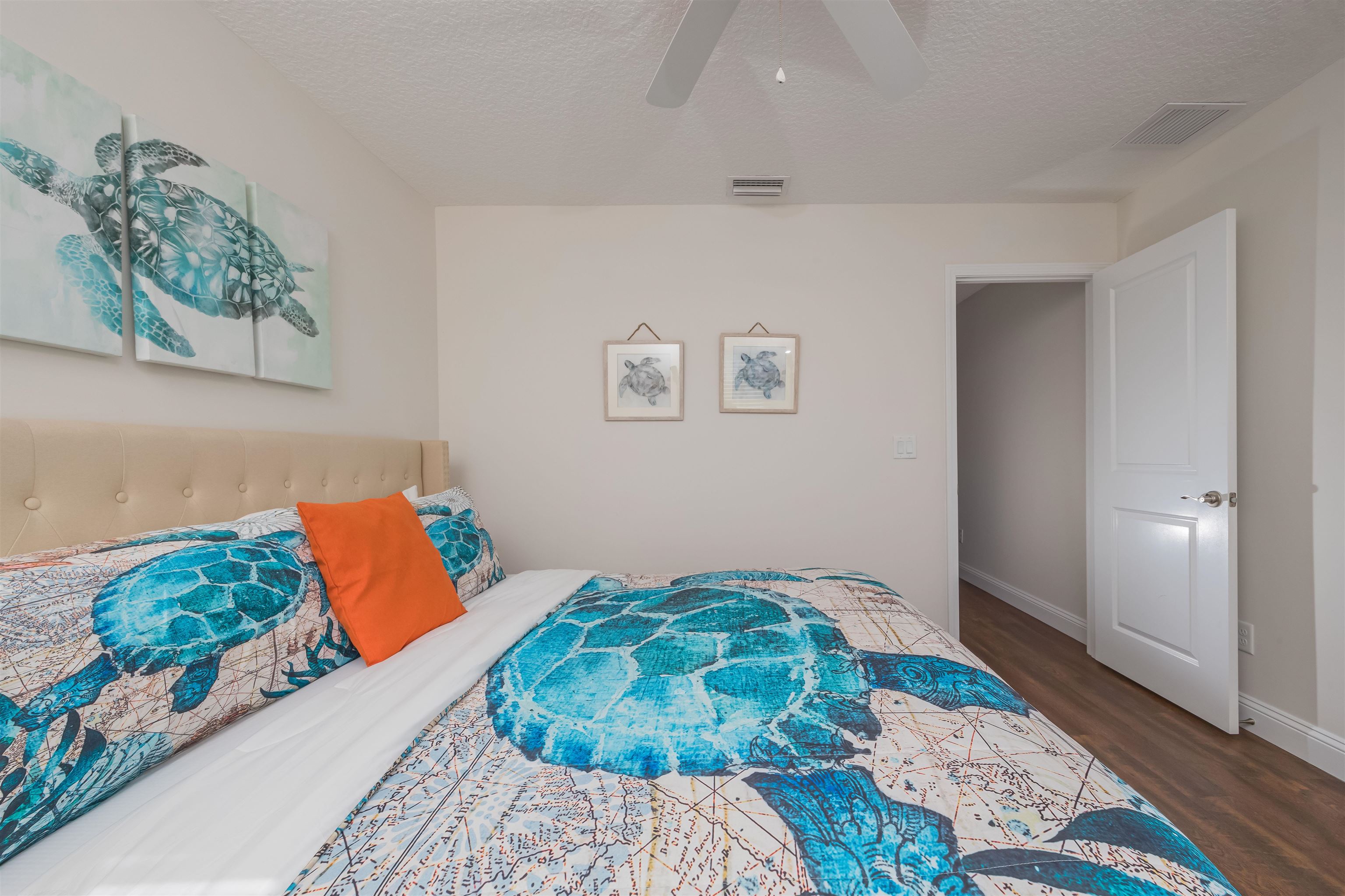 Image 38 of 47 For 6832 Middleton Ave