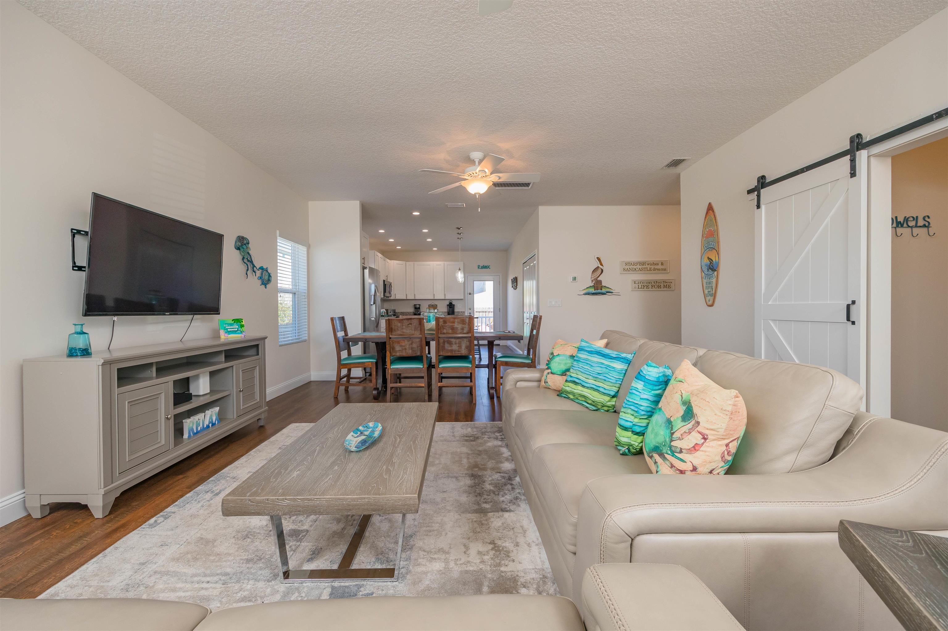 Image 8 of 47 For 6832 Middleton Ave