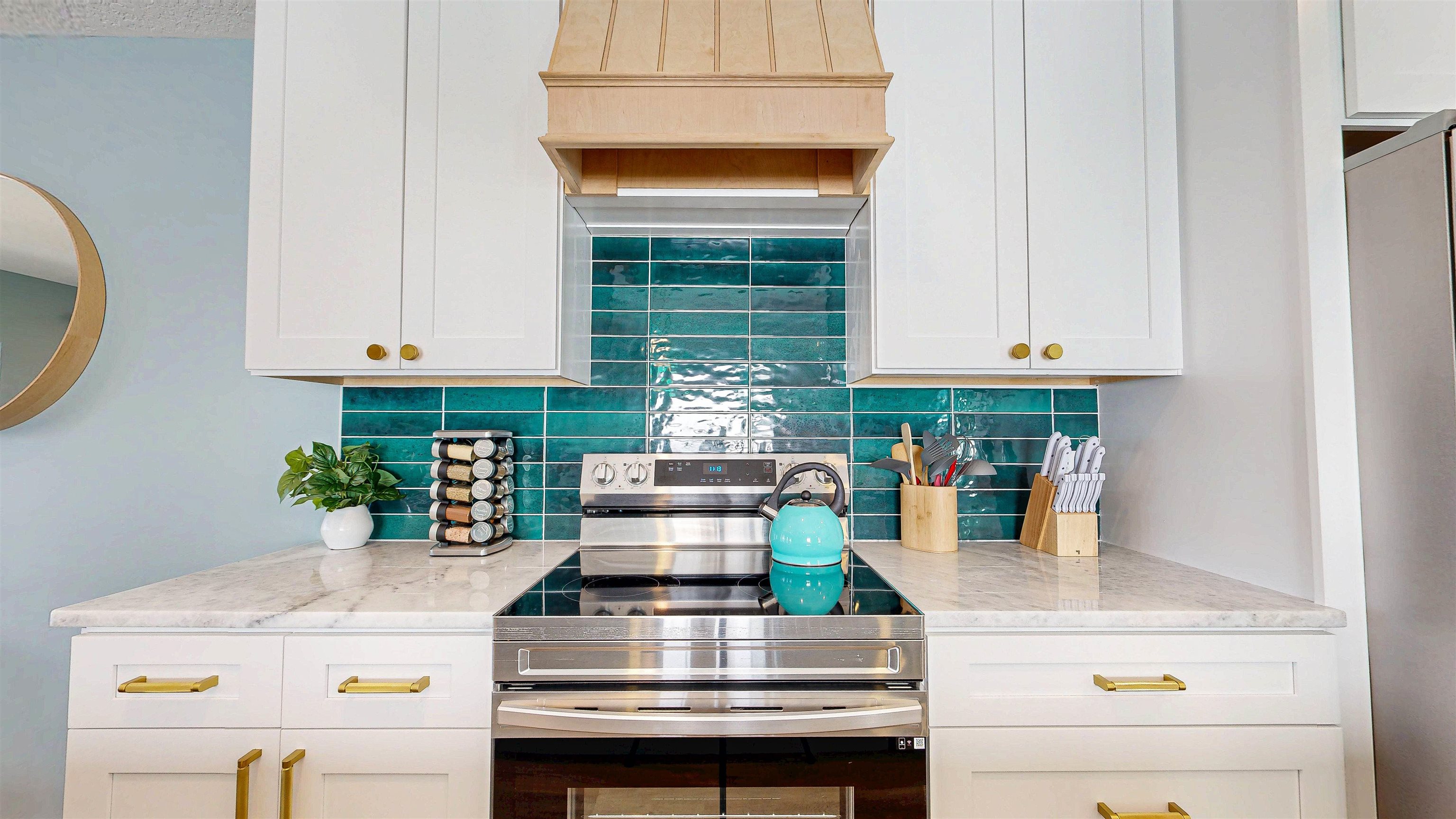 Image 25 of 90 For 16-18-20 Inlet Pl