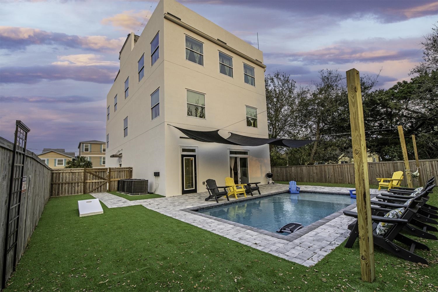 Image 4 of 90 For 16-18-20 Inlet Pl