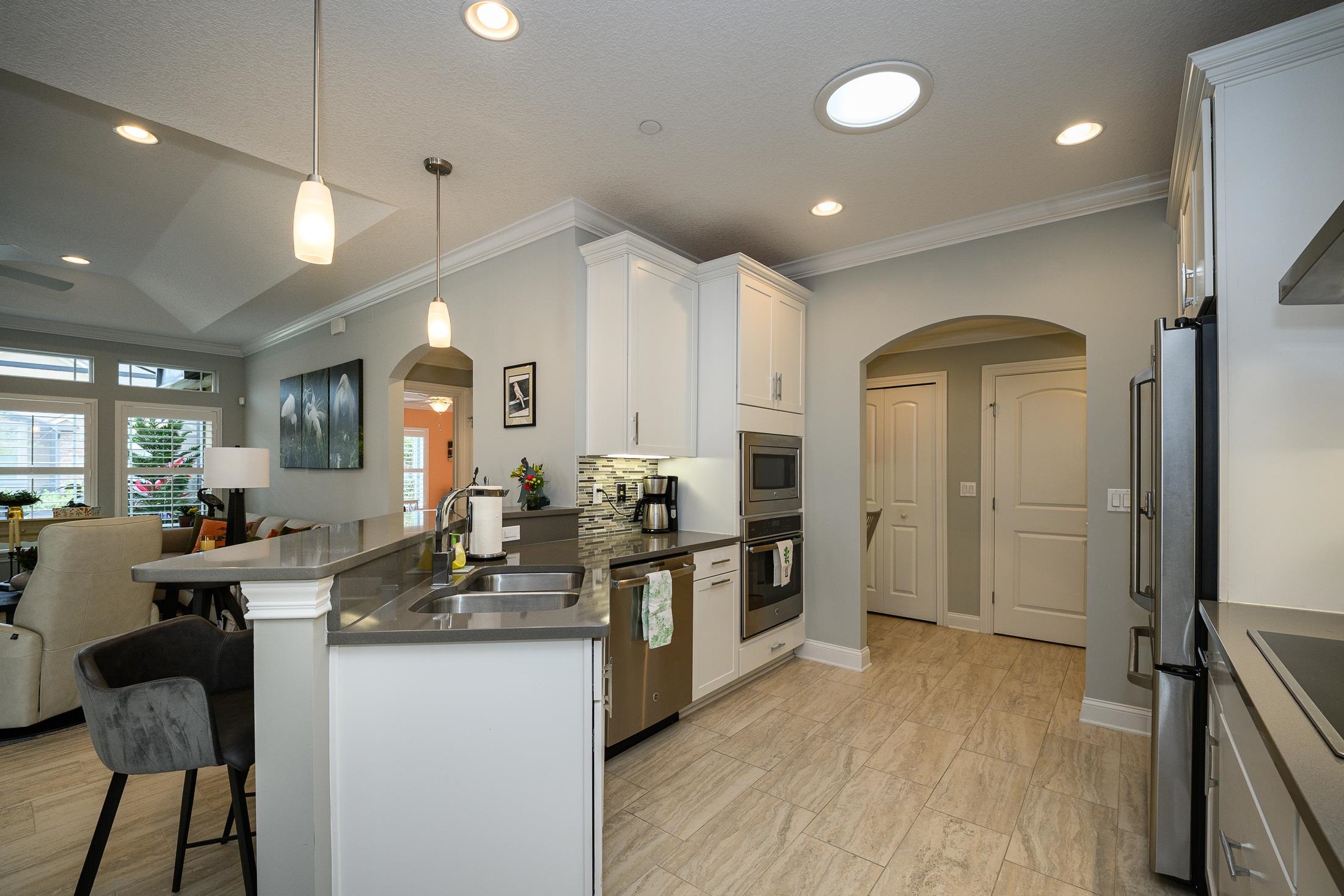 Image 12 of 67 For 68 Ocale Ct  