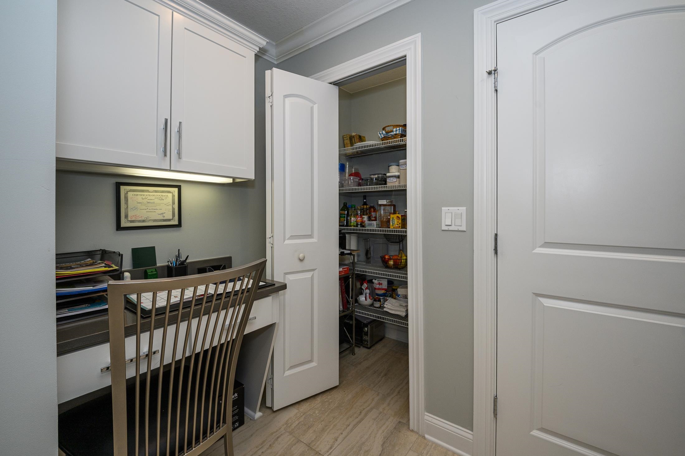 Image 15 of 67 For 68 Ocale Ct  