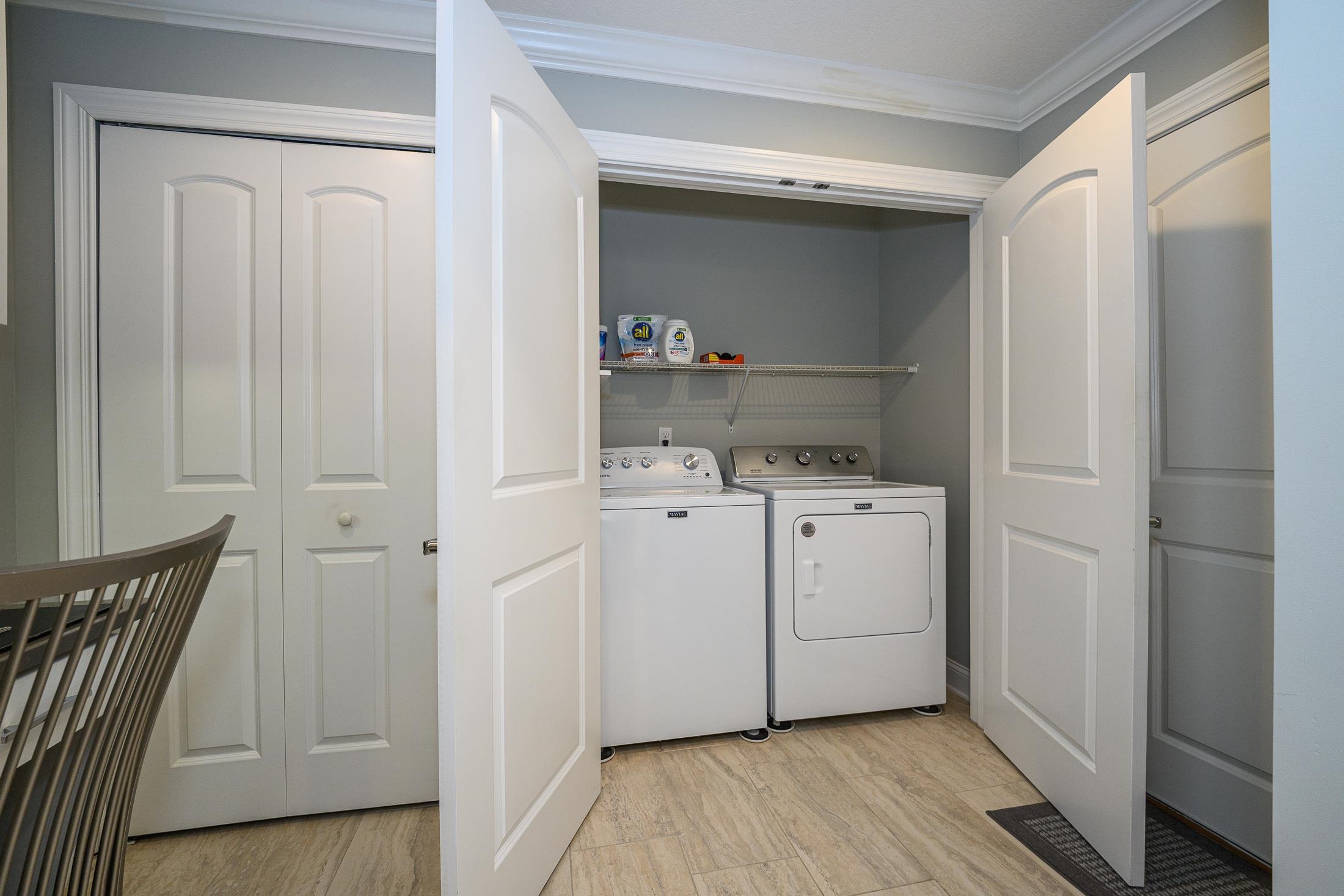 Image 16 of 67 For 68 Ocale Ct  