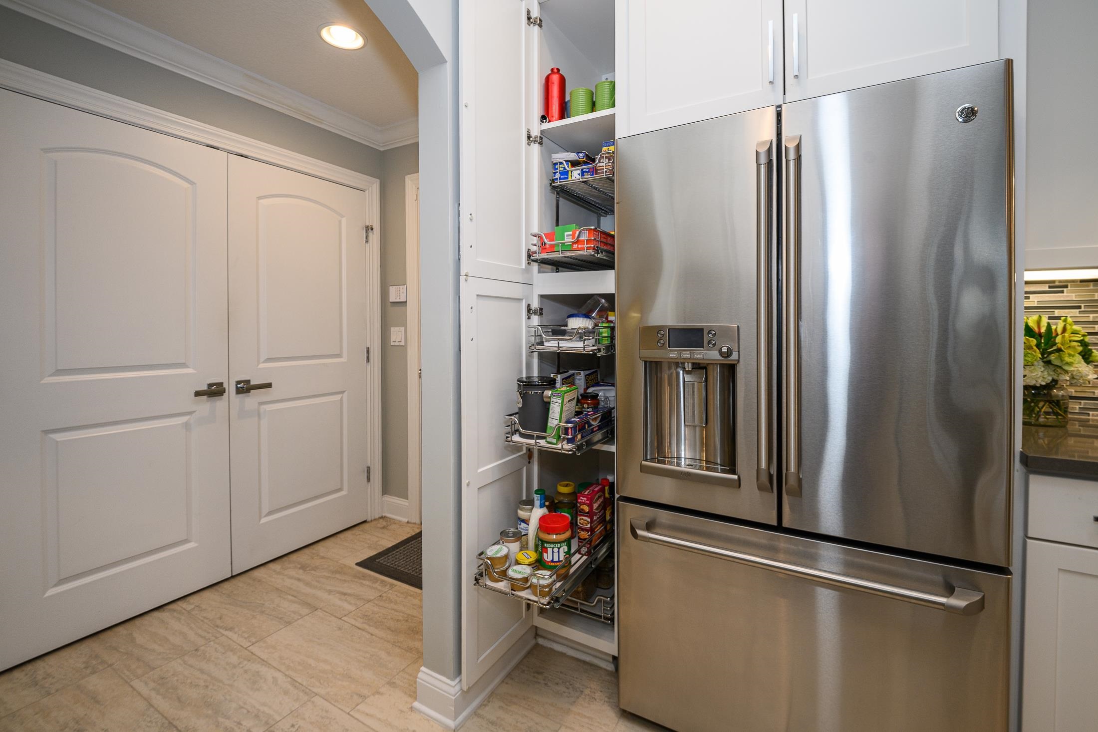 Image 20 of 67 For 68 Ocale Ct  