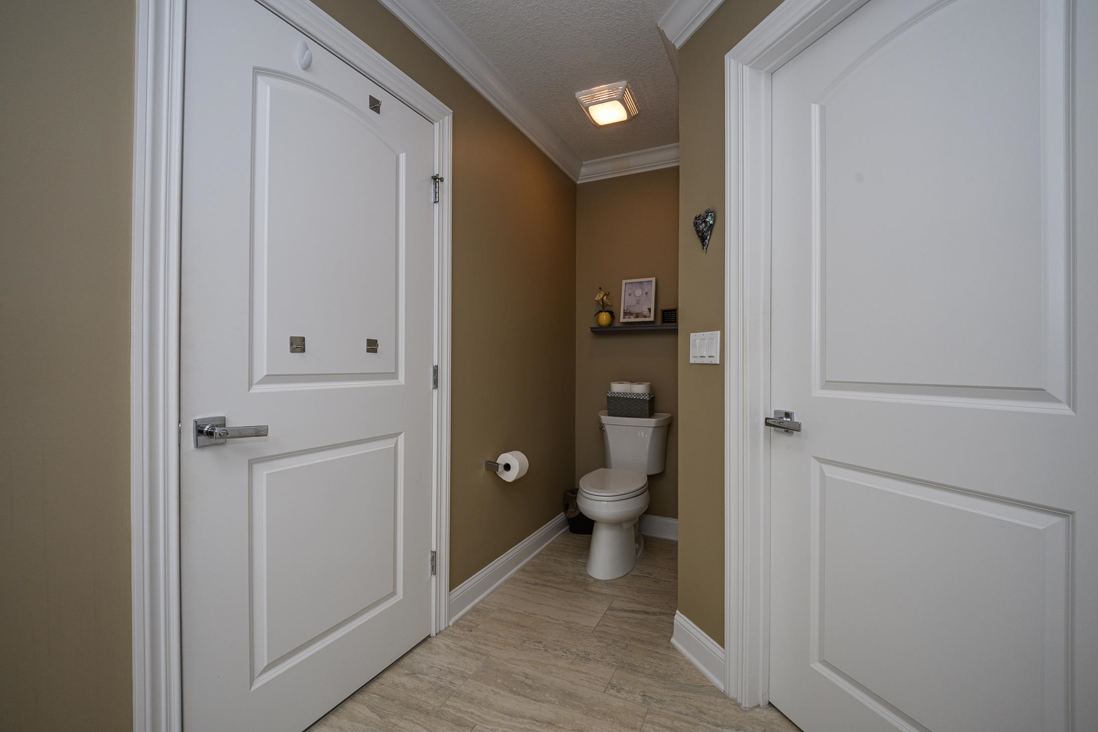 Image 38 of 67 For 68 Ocale Ct  