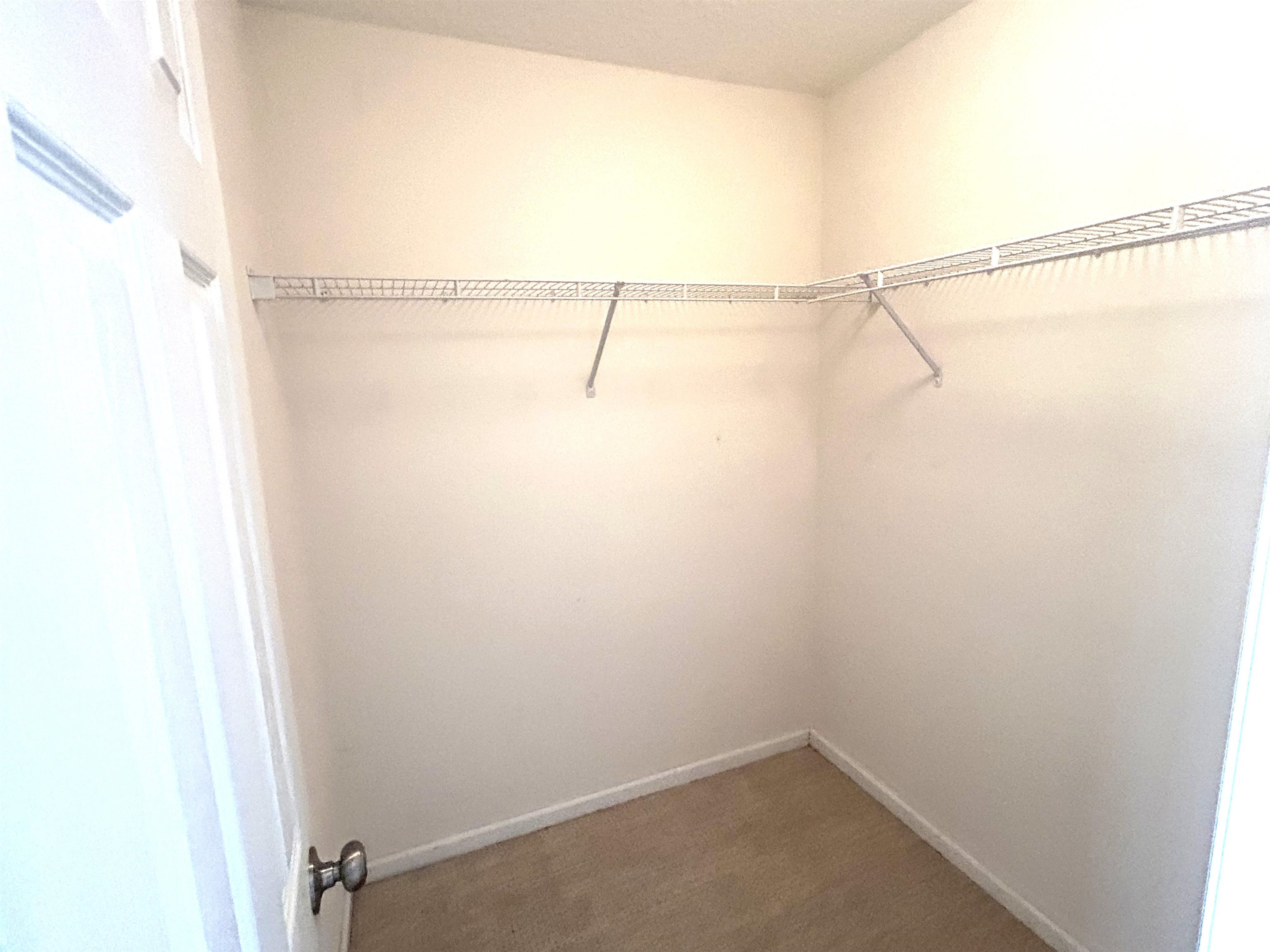 Image 11 of 27 For 2013 Fieldstone Ct