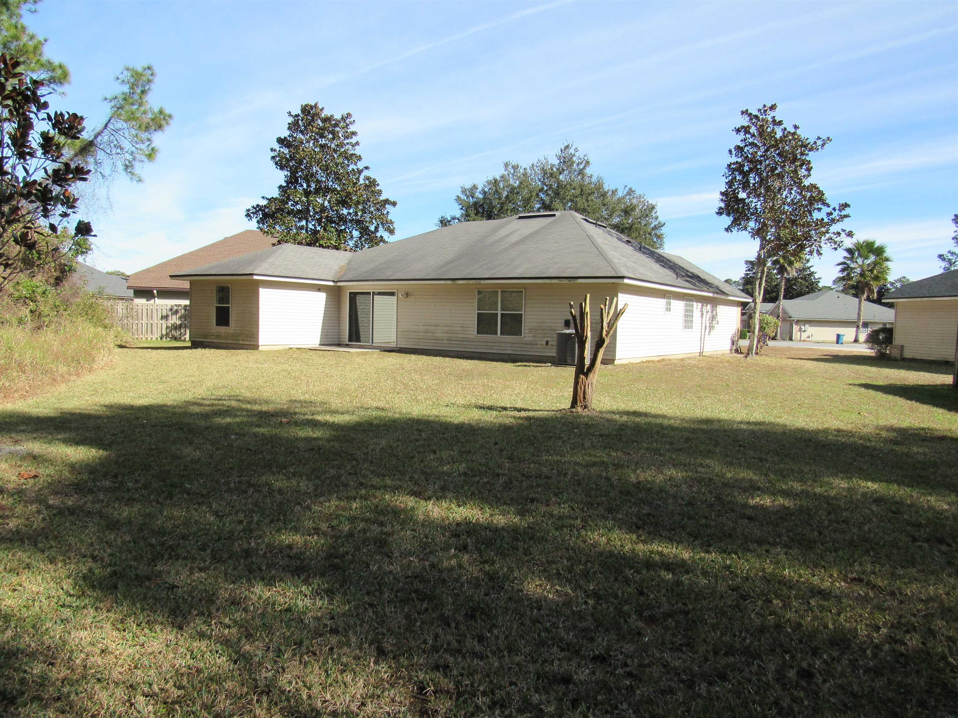 Image 24 of 27 For 2013 Fieldstone Ct