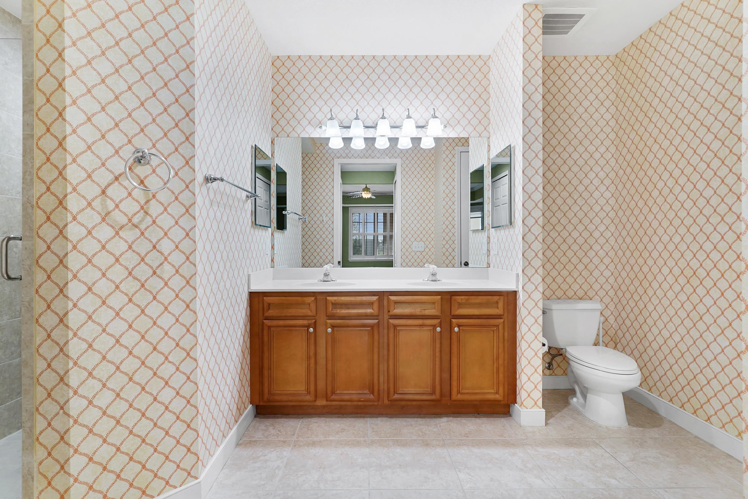 Image 12 of 38 For 160 Pantano Cay Blvd  3103