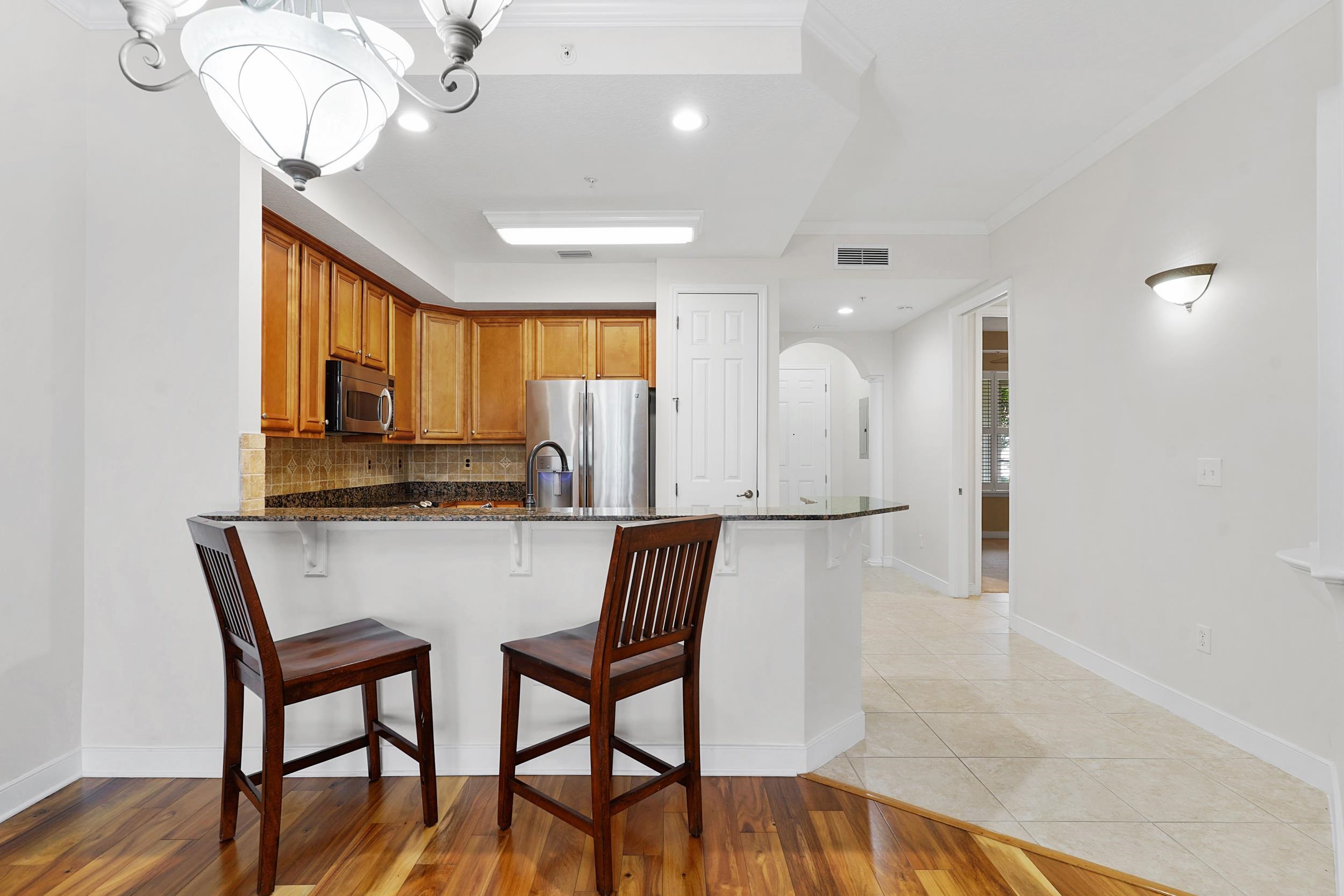 Image 17 of 38 For 160 Pantano Cay Blvd  3103