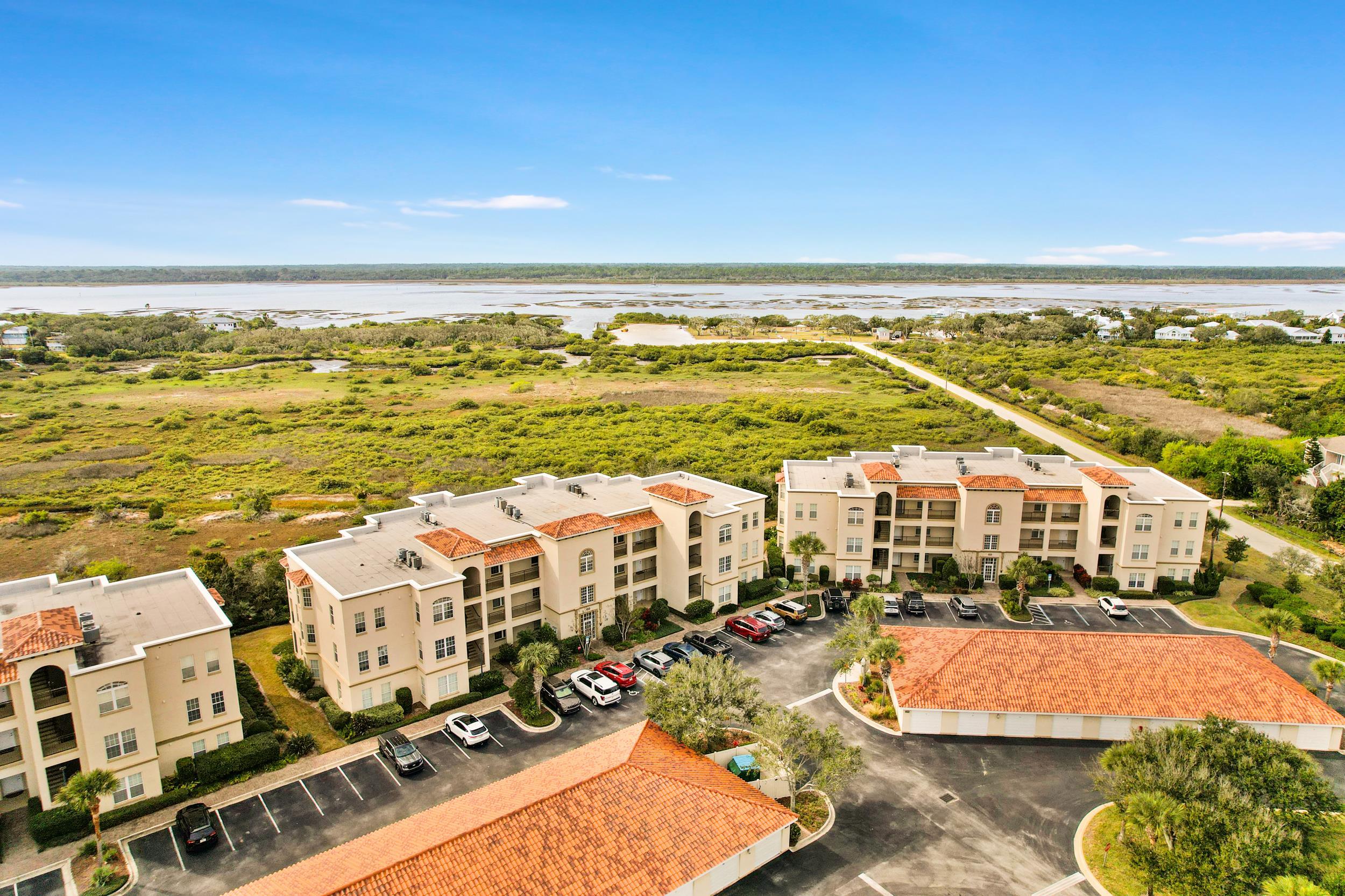 Image 30 of 38 For 160 Pantano Cay Blvd  3103