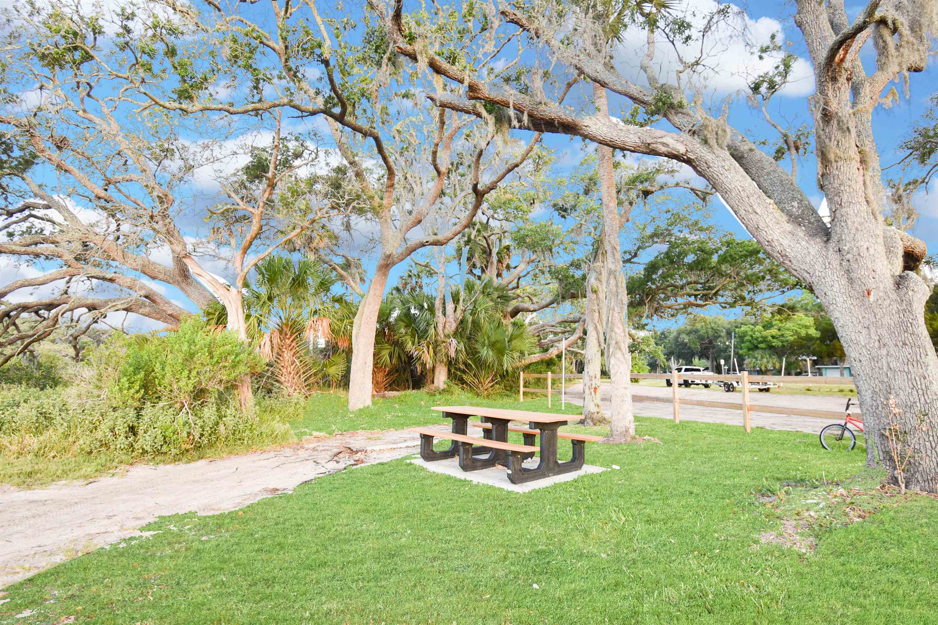 Image 31 of 36 For 28 Catalonia Ct