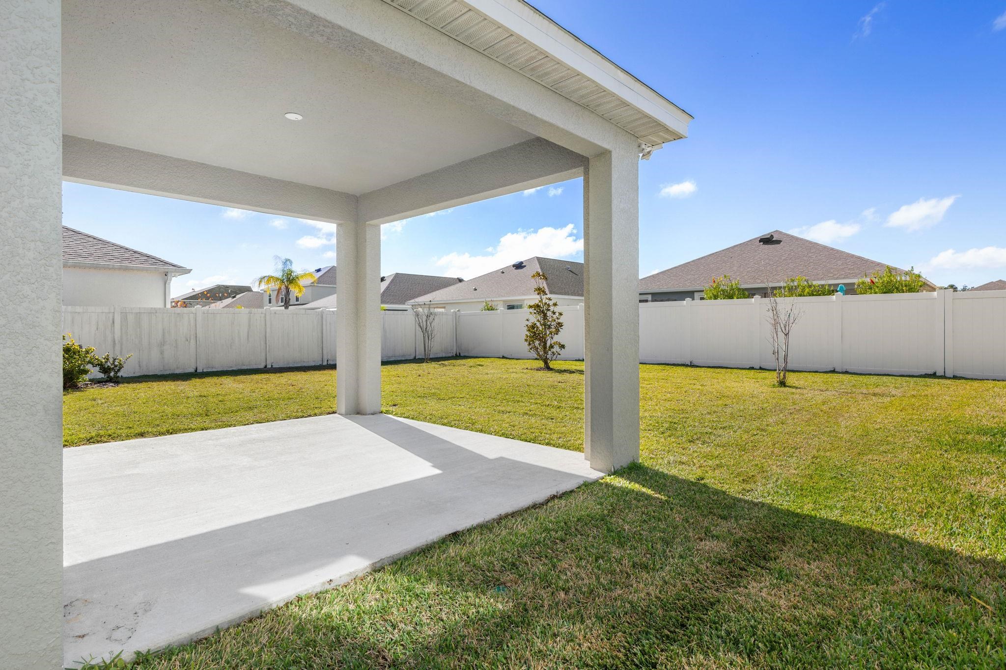 Image 35 of 53 For 3 Oakleaf Way