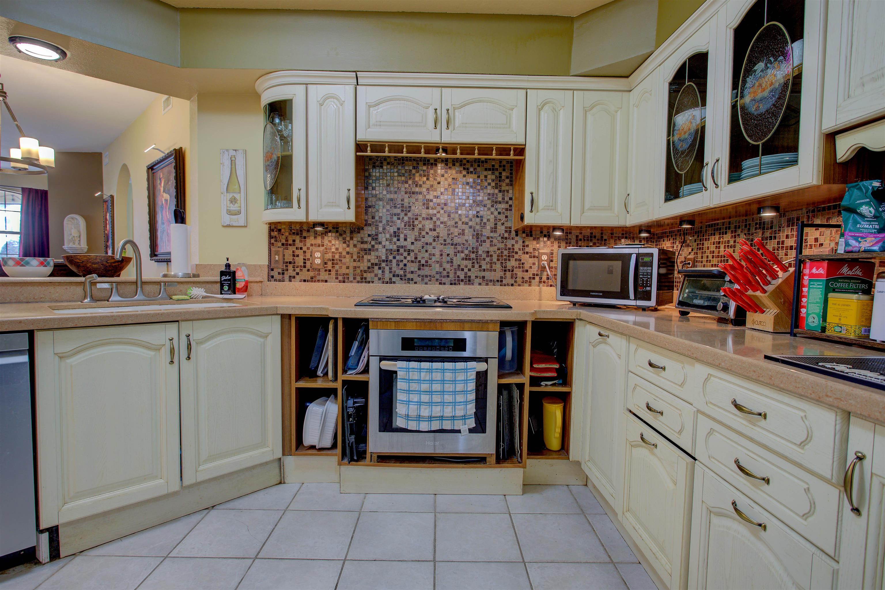 Image 20 of 66 For 1800 Vista Cove Rd