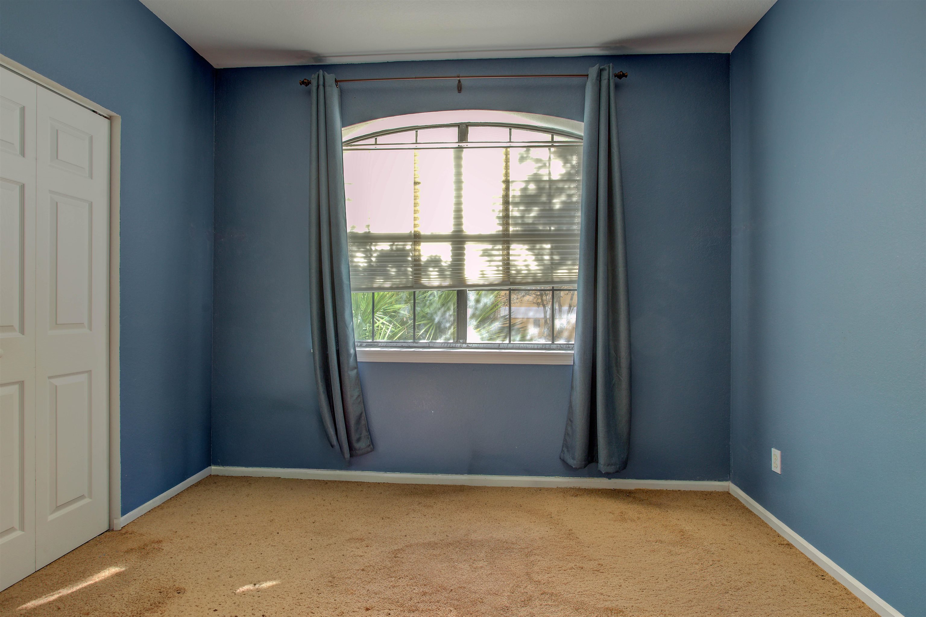 Image 39 of 66 For 1800 Vista Cove Rd