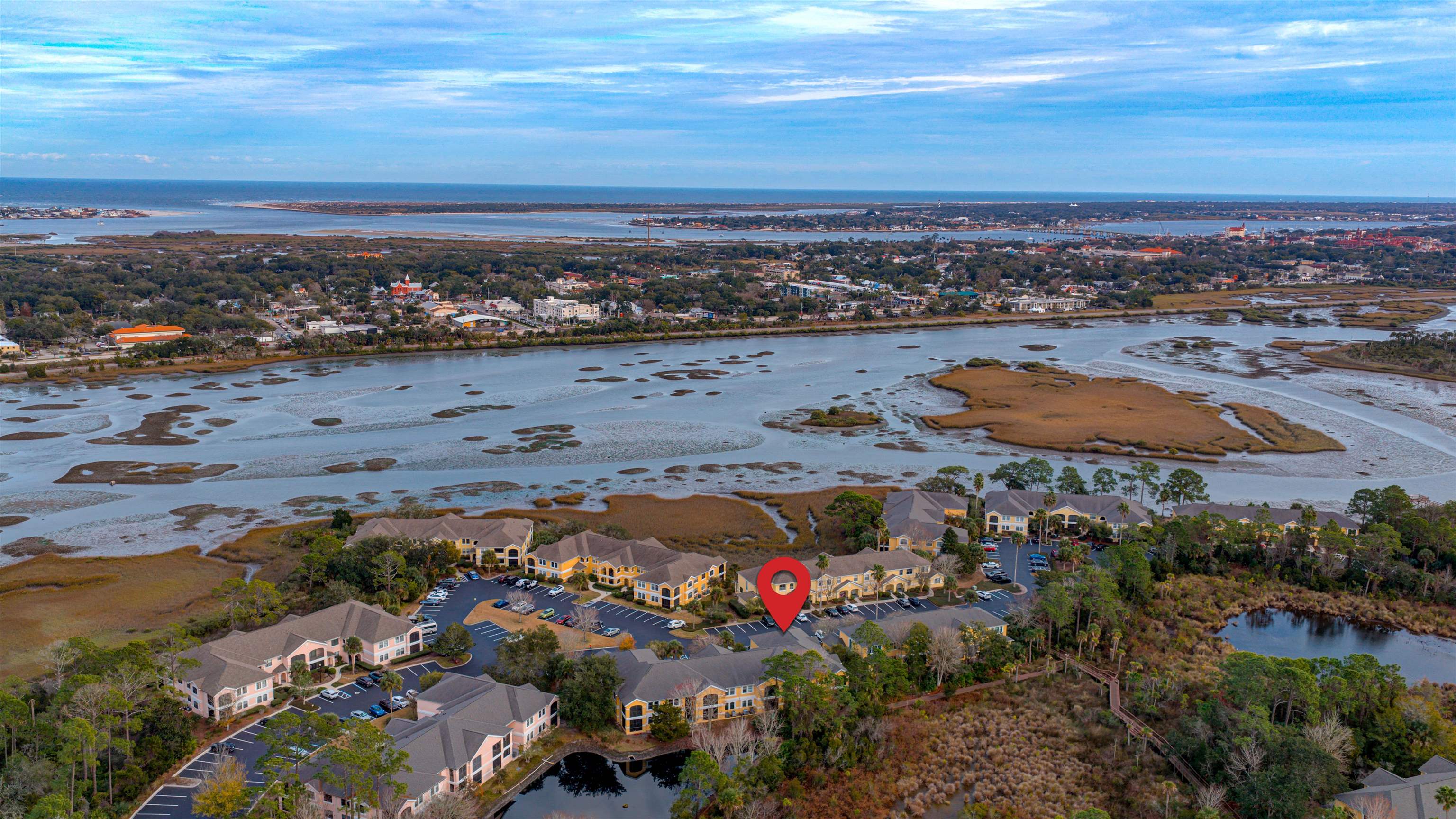 Image 5 of 66 For 1800 Vista Cove Rd