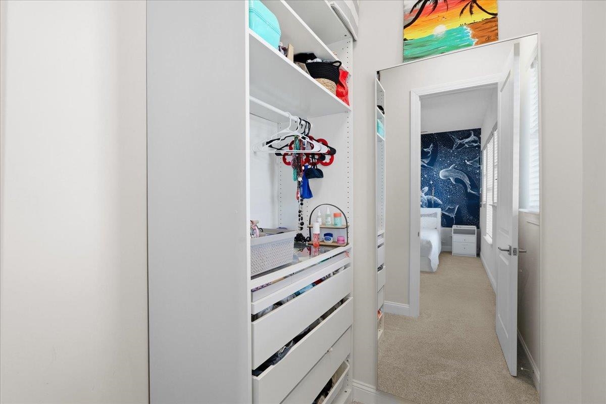 Image 19 of 48 For 180 Tesoro Ter