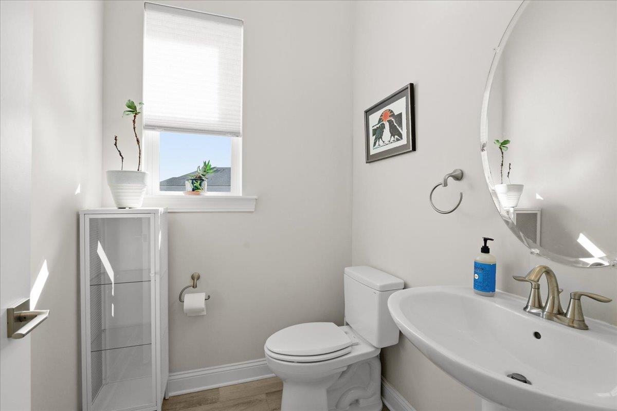 Image 22 of 48 For 180 Tesoro Ter