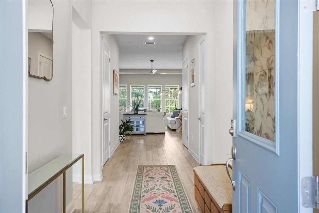 Image 4 of 48 For 180 Tesoro Ter