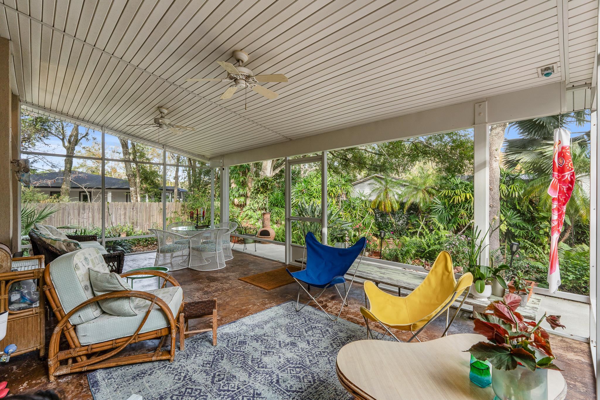 Image 40 of 43 For 320 Ravenswood Dr