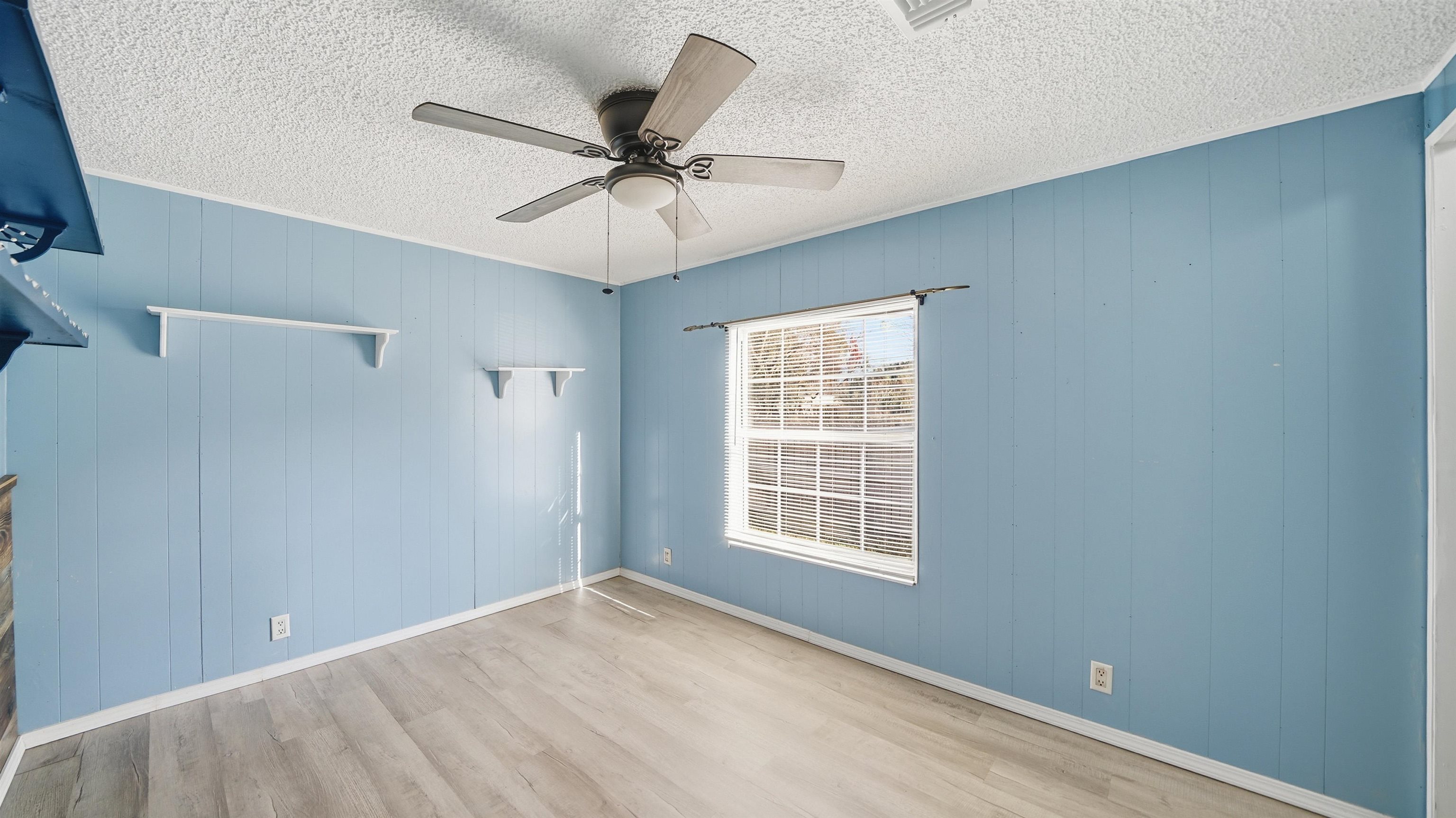 Image 30 of 46 For 4524 5th Ave