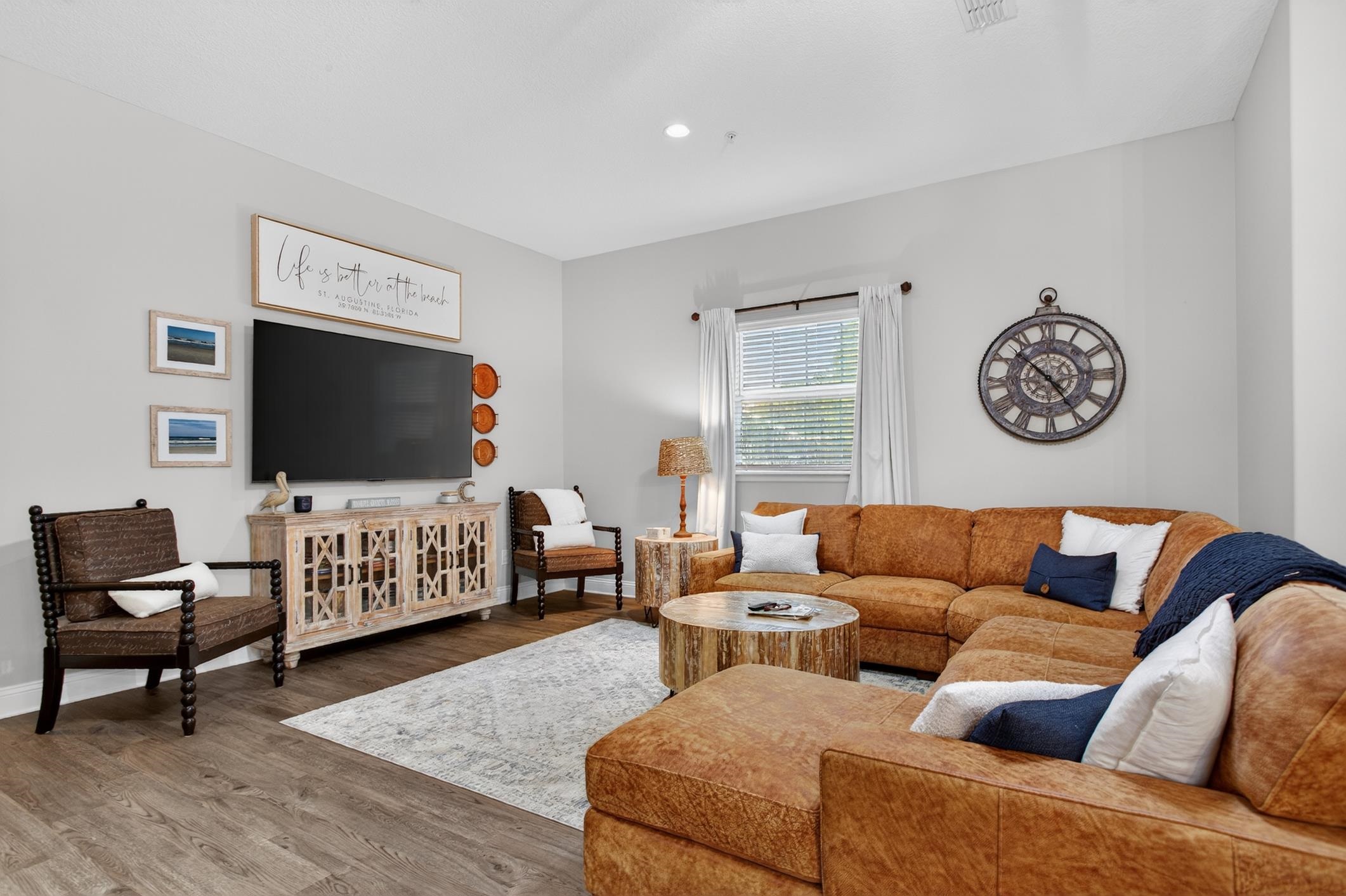 Image 17 of 48 For 121 Grand Ravine Dr