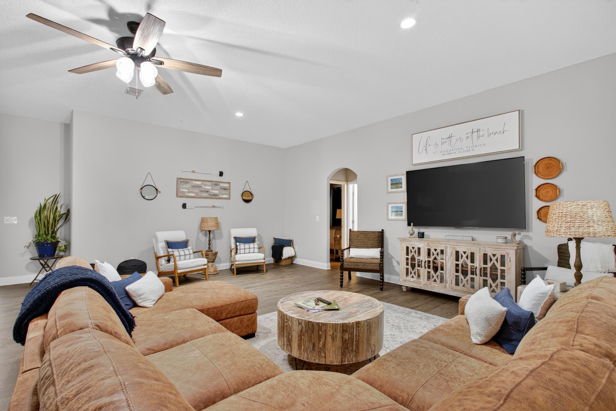 Image 20 of 48 For 121 Grand Ravine Dr