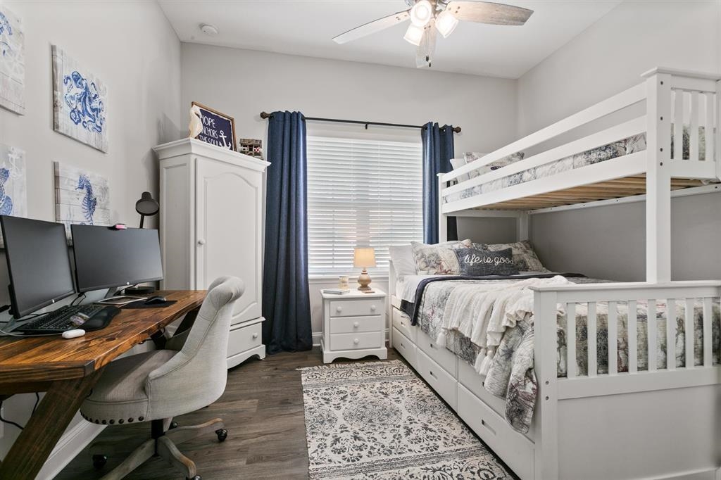 Image 22 of 48 For 121 Grand Ravine Dr