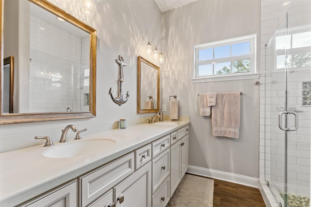 Image 27 of 48 For 121 Grand Ravine Dr