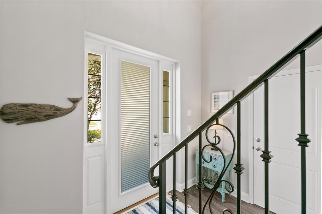 Image 6 of 48 For 121 Grand Ravine Dr