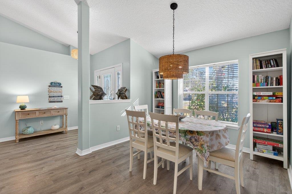 Image 12 of 67 For 254 Basque Road