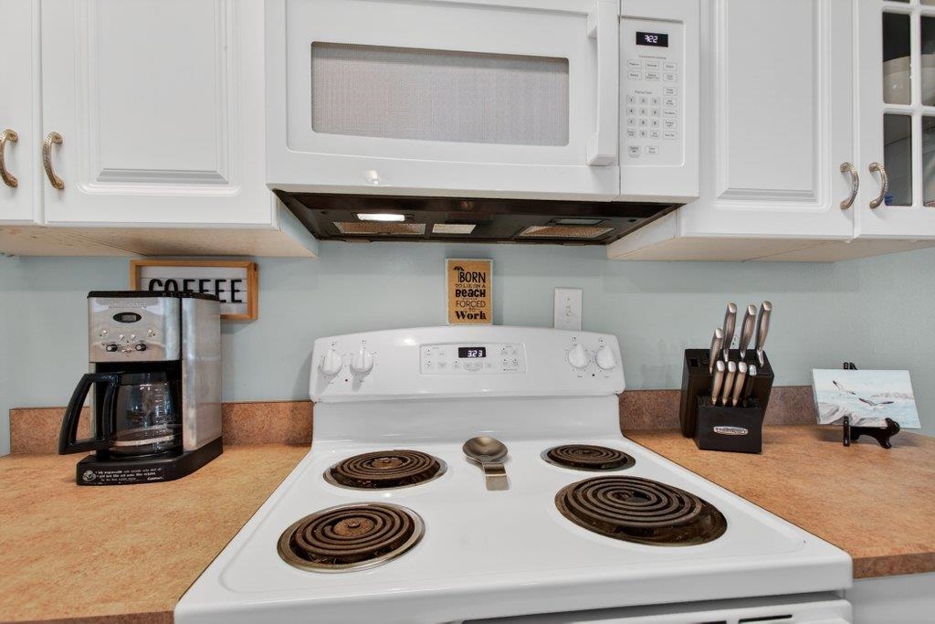 Image 19 of 67 For 254 Basque Road