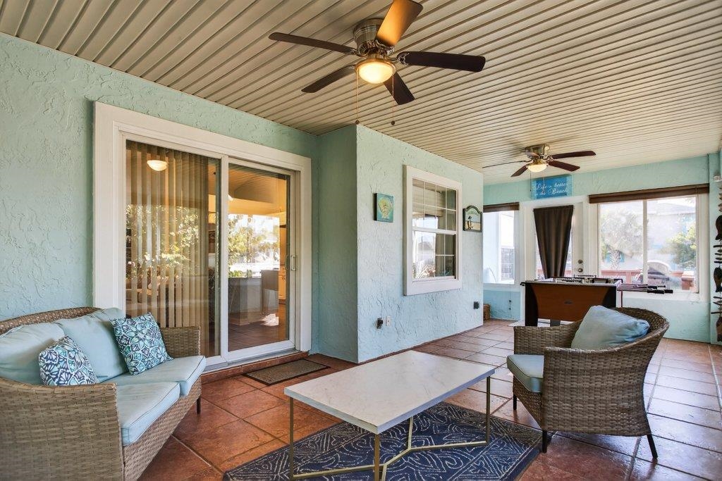 Image 31 of 67 For 254 Basque Road