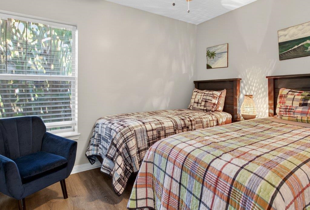 Image 35 of 67 For 254 Basque Road