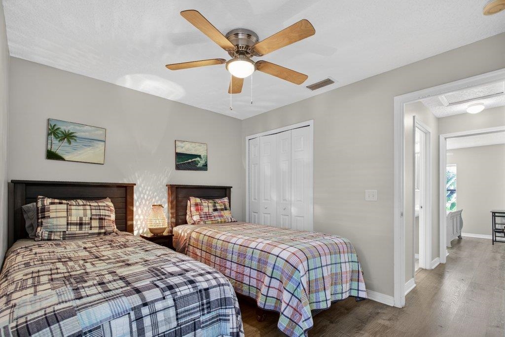 Image 36 of 67 For 254 Basque Road