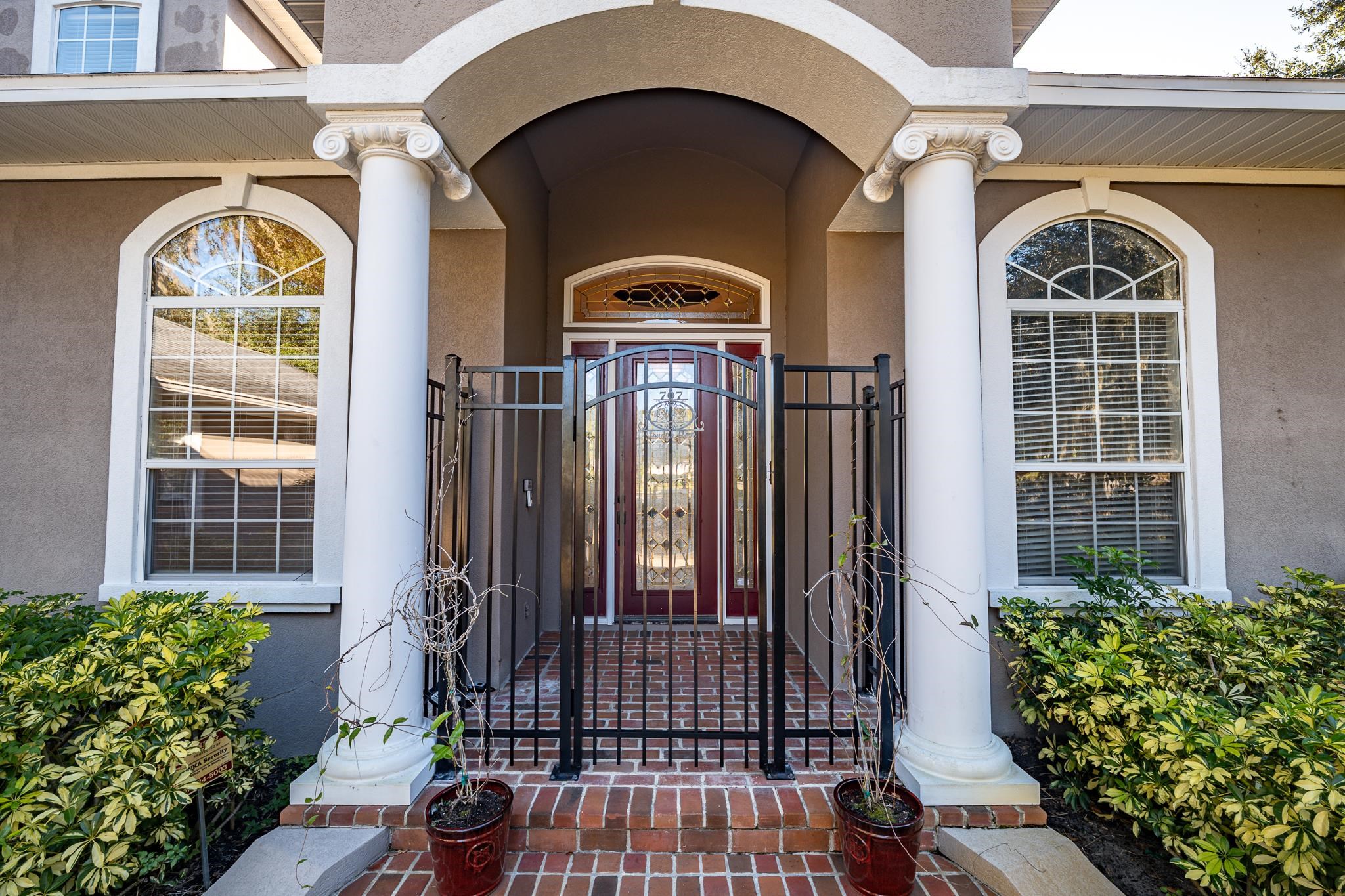 Image 11 of 80 For 707 Standish Dr